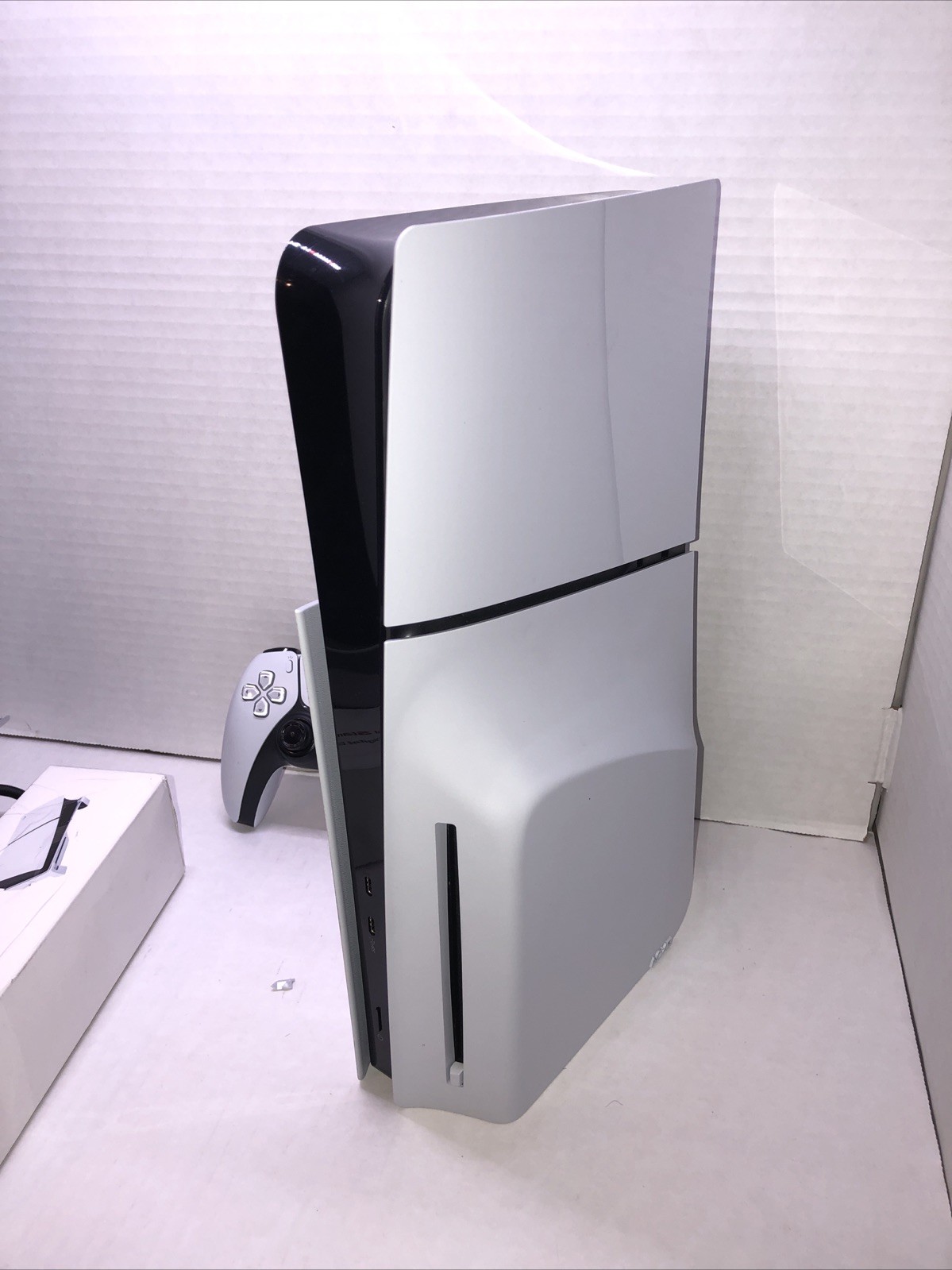 Sony PlayStation 5 Slim Disc Version Console White, 1TB Bundle Works READ DESC