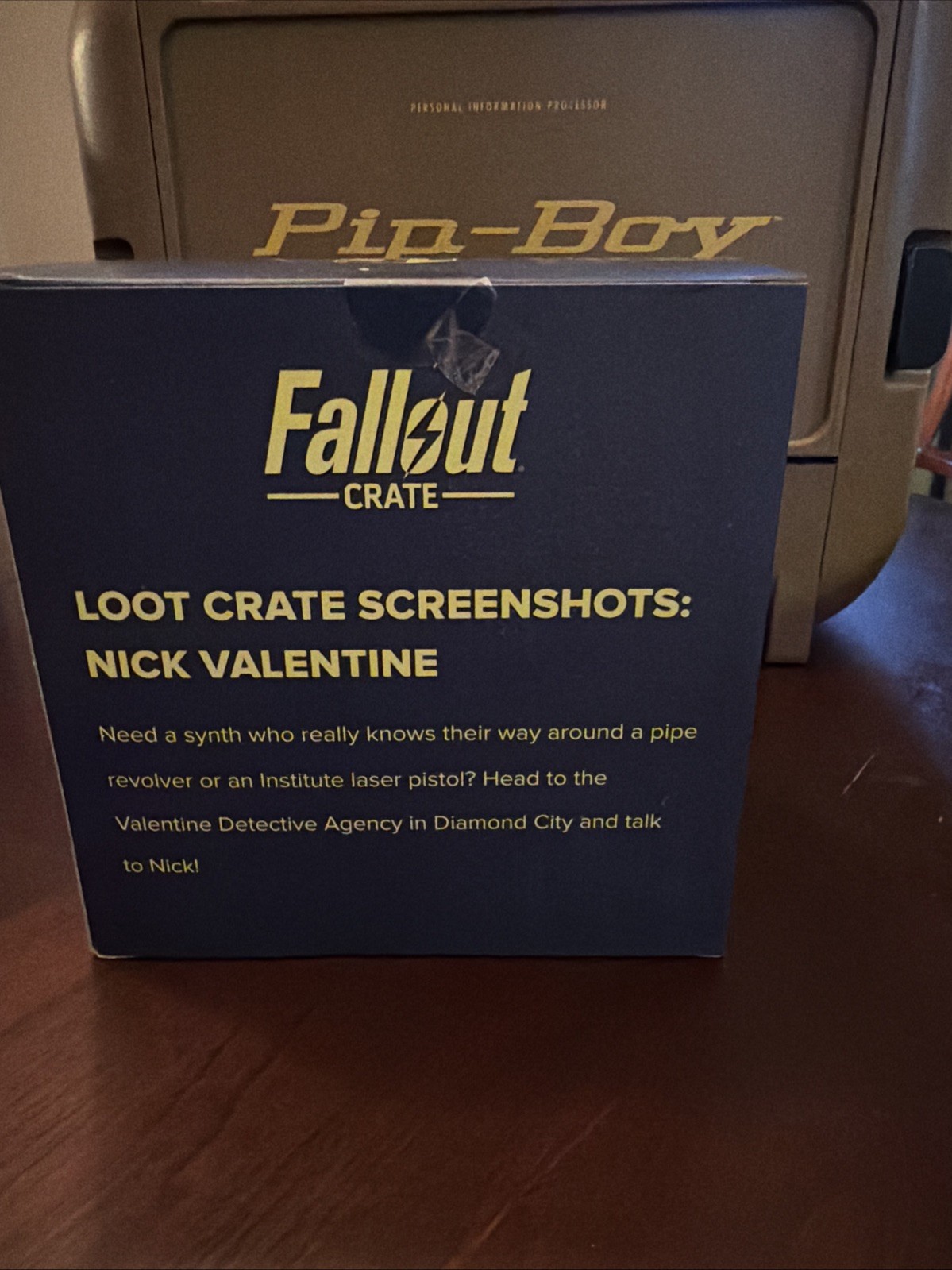 Fallout Crate Loot Crate Screenshots Nick Valentine Figure-New