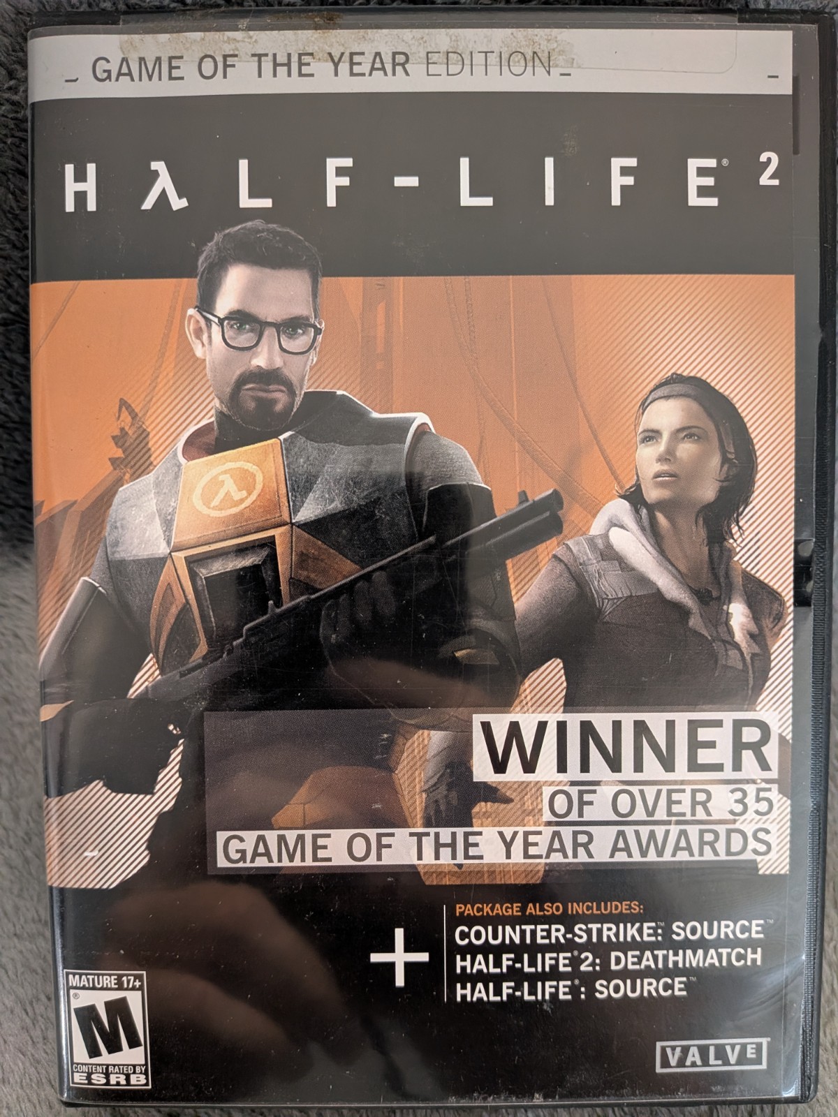 HALF-LIFE 2 GAME OF THE YEAR EDITION PC CIB LIKENEW