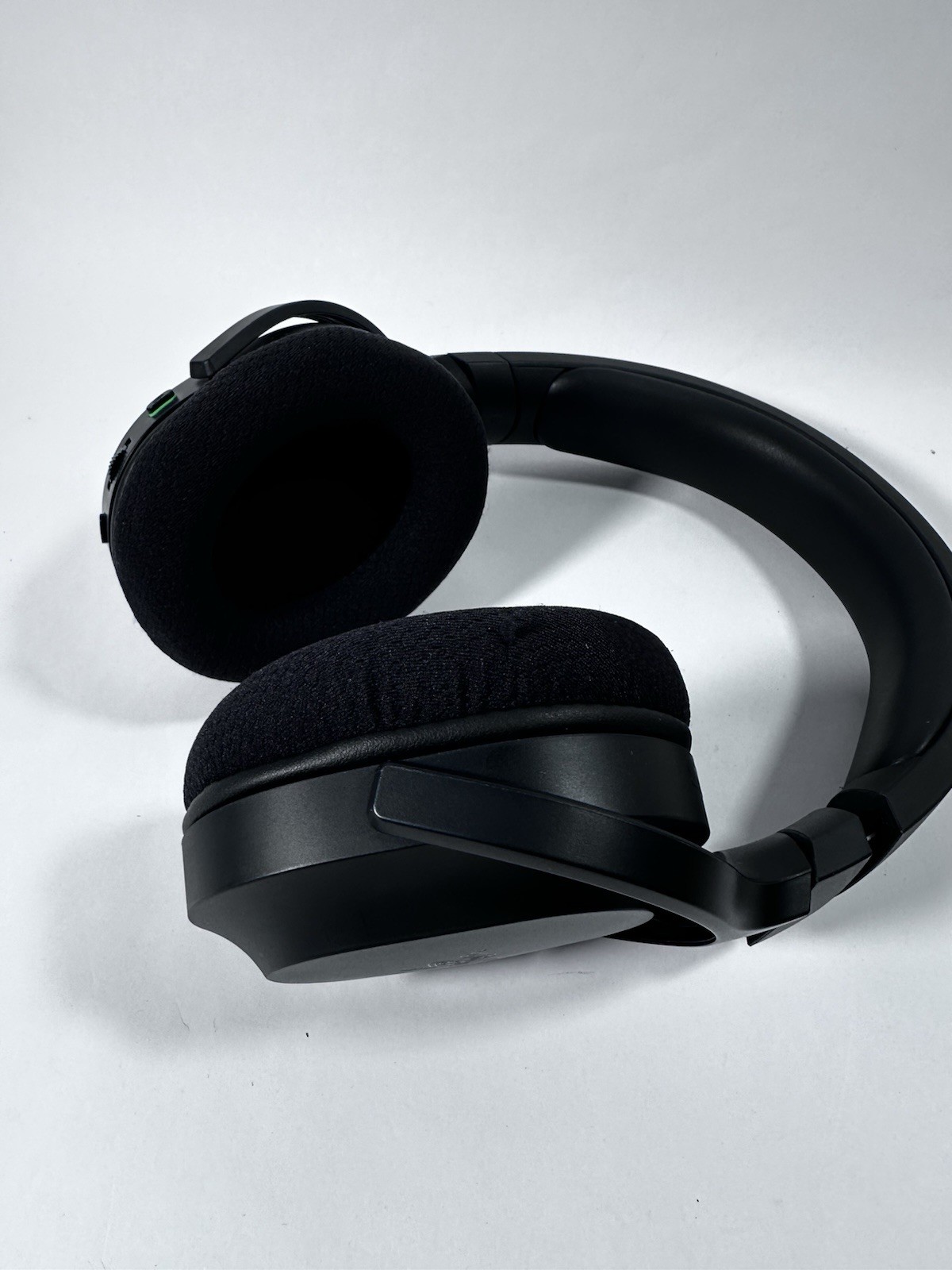 AV118 Razer Barracuda X Wireless Multi-Platform Gaming Headset-Good Condition