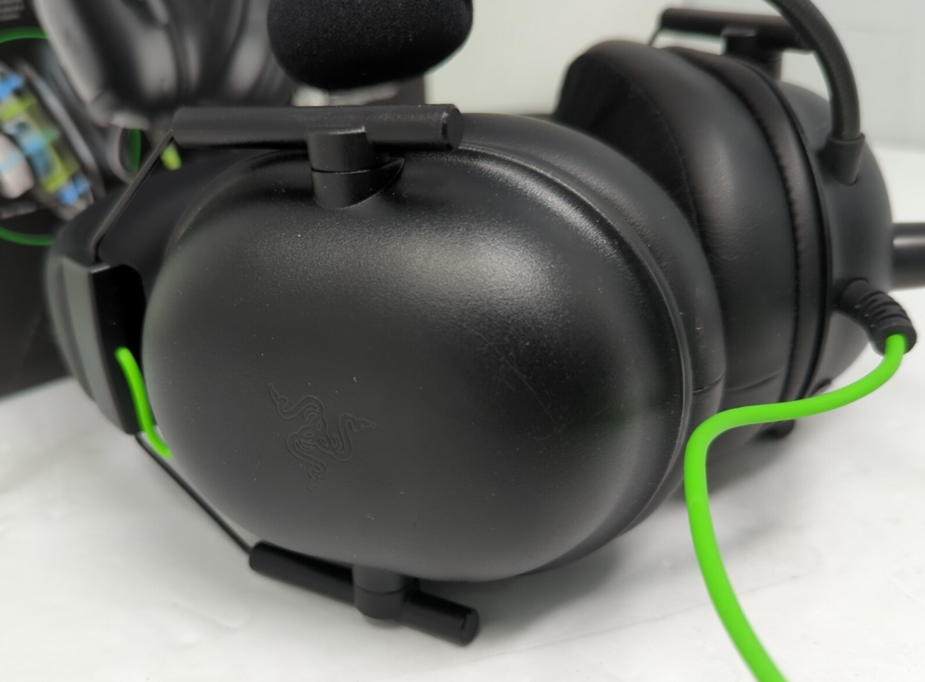 Razer Blackshark V2 X Black Over the Ear Gaming Headset!!!READ DESCRIPTION!!!