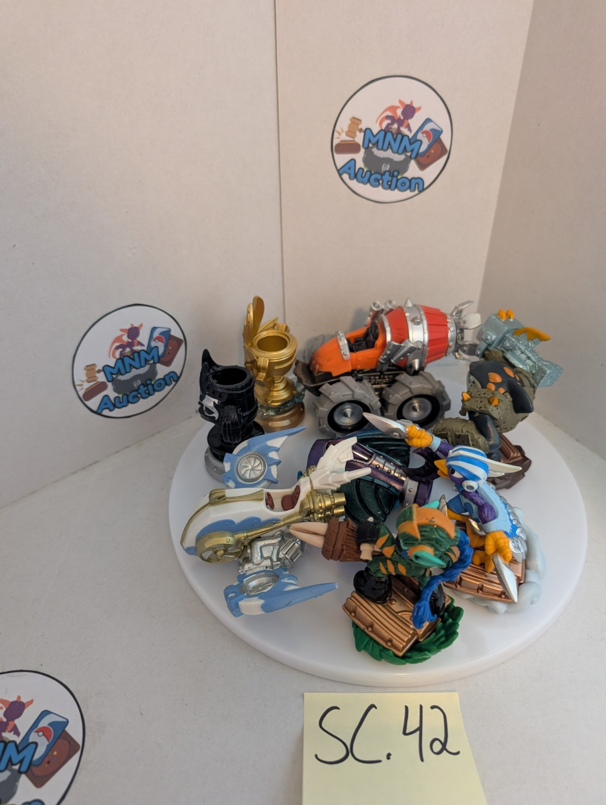 Skylanders Superchargers mixed vehicle and character lot Kaos and Sea Trophy