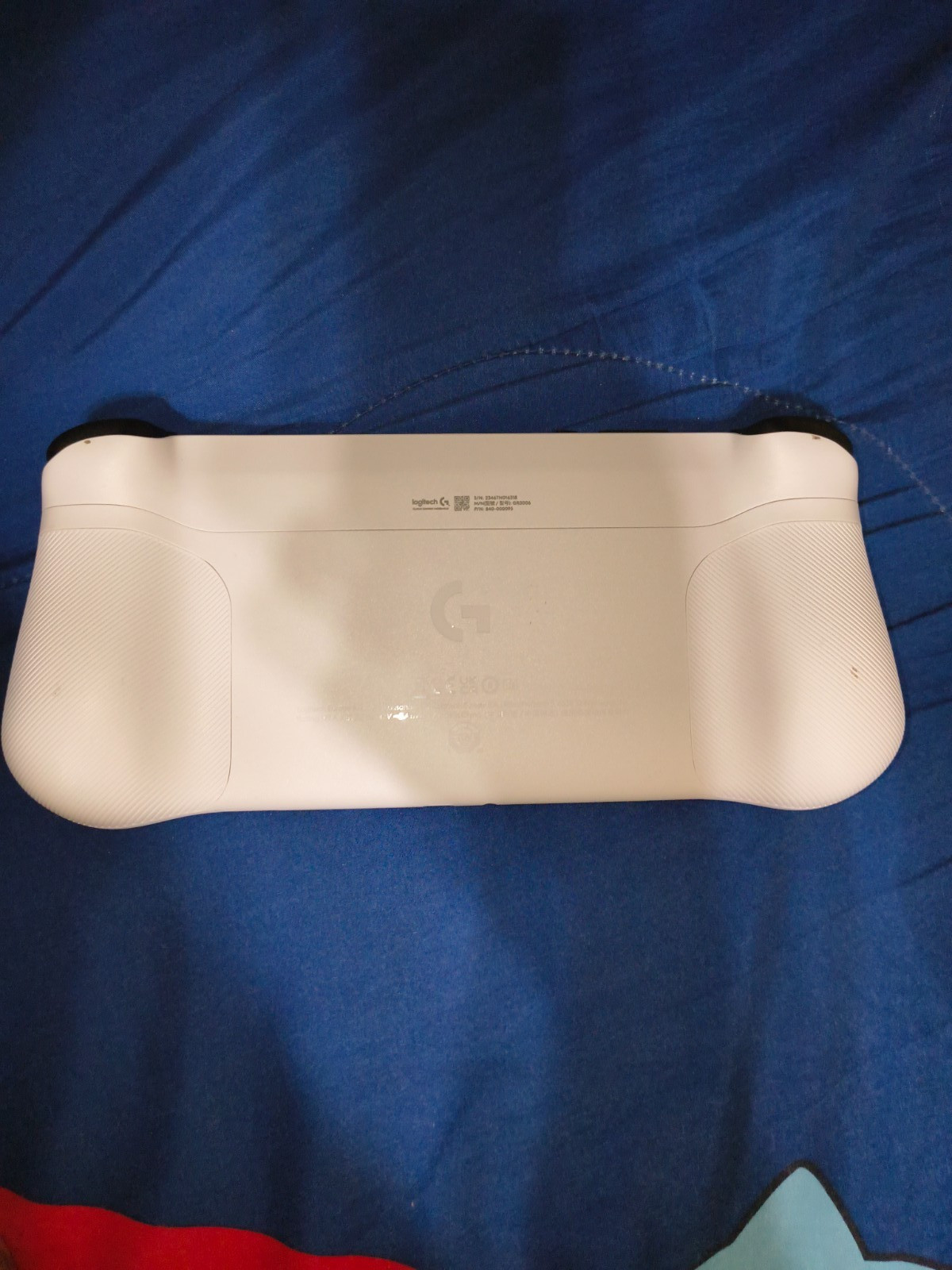 Logitech G CLOUD 64GB Handheld Console – White