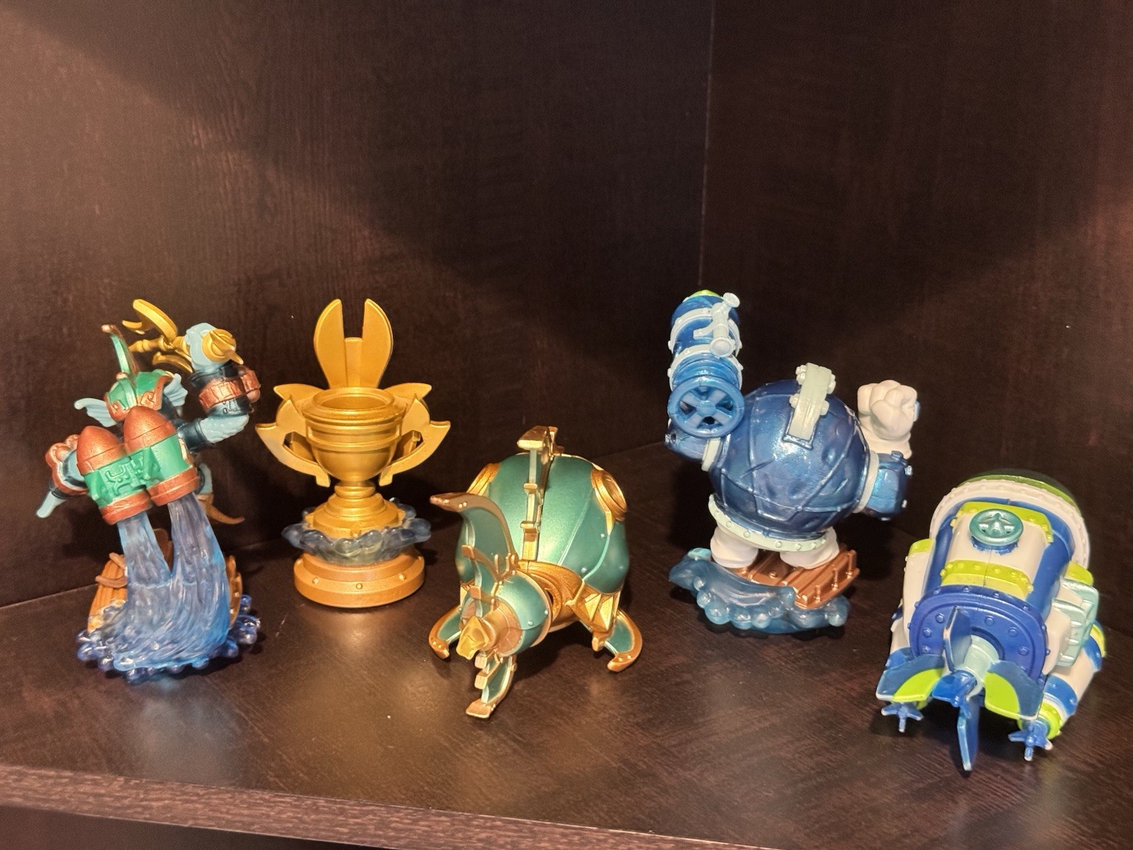 Skylanders Super chargers Complete Water Lot and Sea Trophy