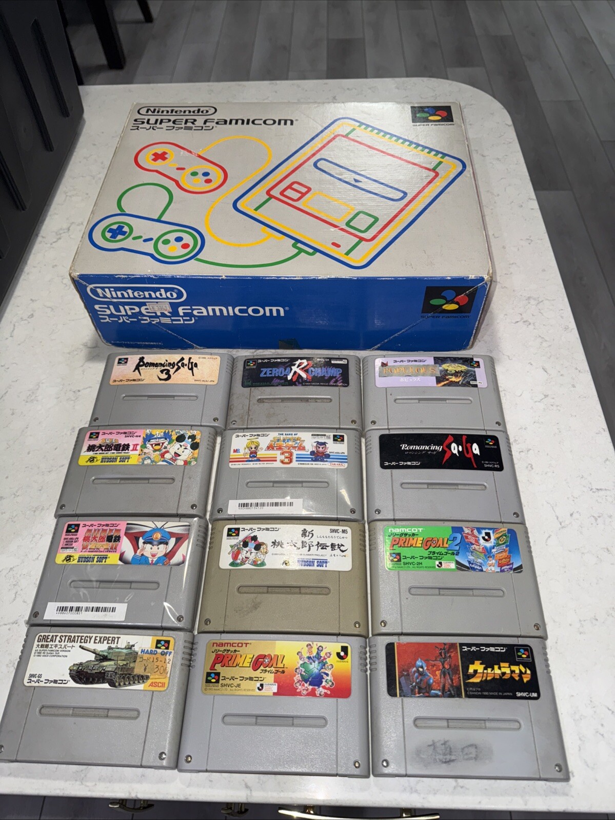 Nintendo SFC Super Famicom Console boxed System bundle Mint Includes 12 Games