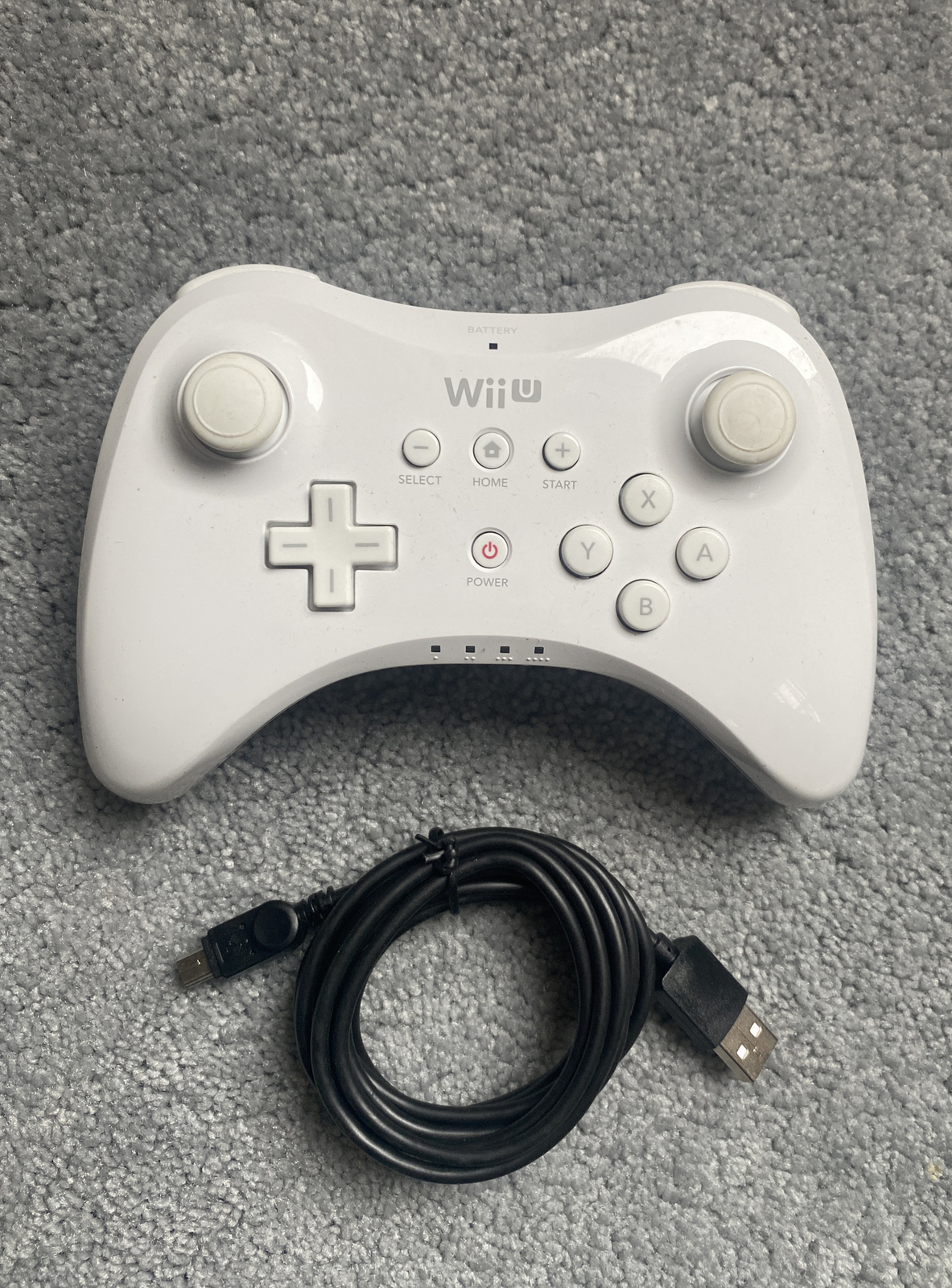 Official Nintendo Wii U Pro Controller Video Game Remote WUP-005 WHITE Genuine