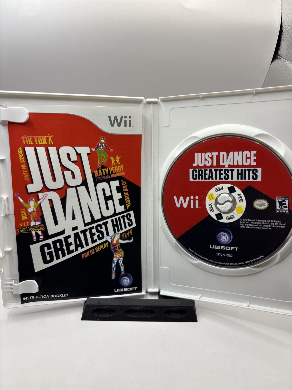 Just Dance — Greatest Hits (Nintendo Wii, 2012) CIB
