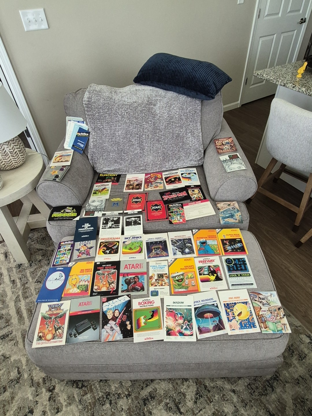 Huge Lot Of Atari 2600 Manuals & Catalogs Vintage Assorted. Good Condition.