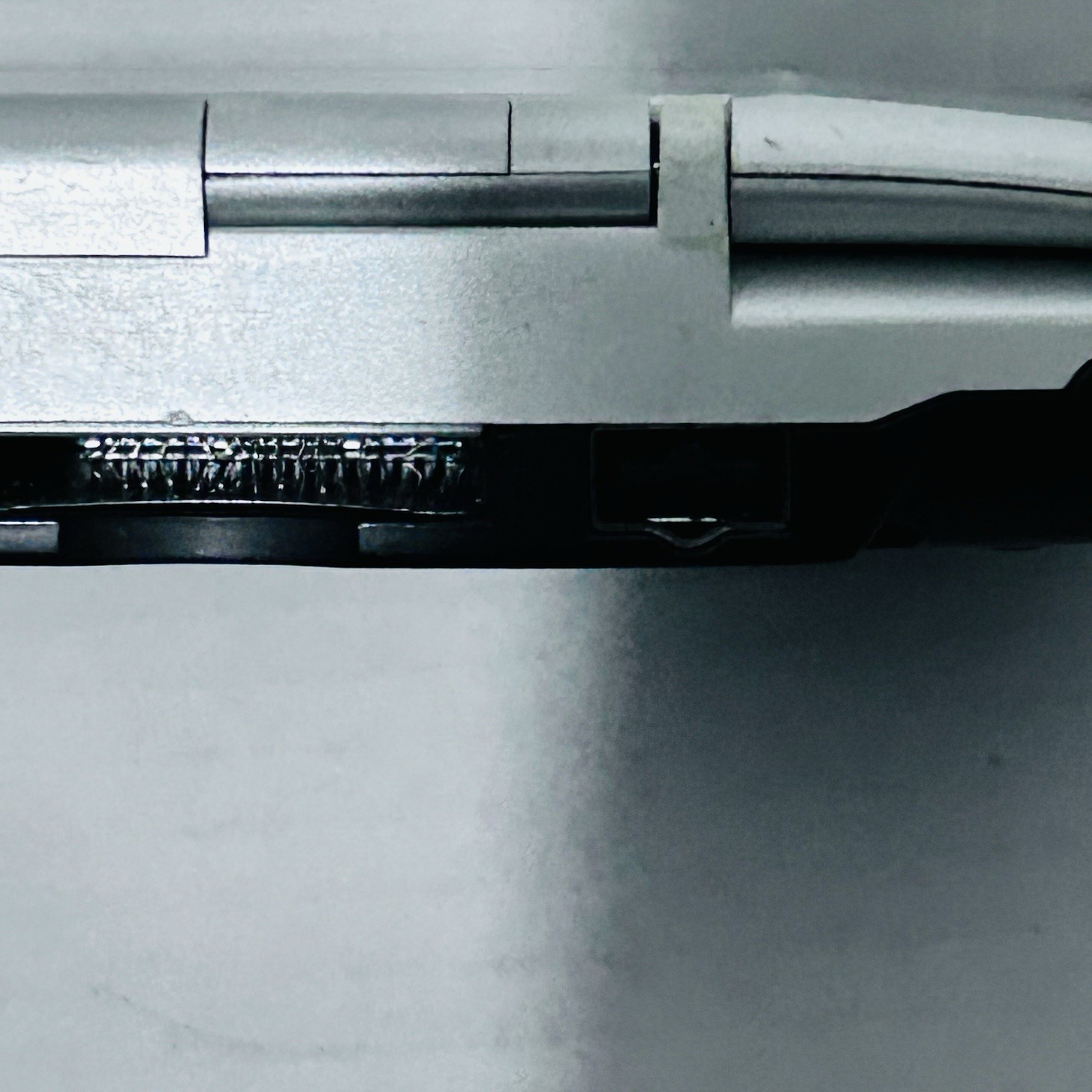 Nintendo DS NTR-001 Original Silver has Broken Hinge FOR PARTS OR REPAIR AS-IS