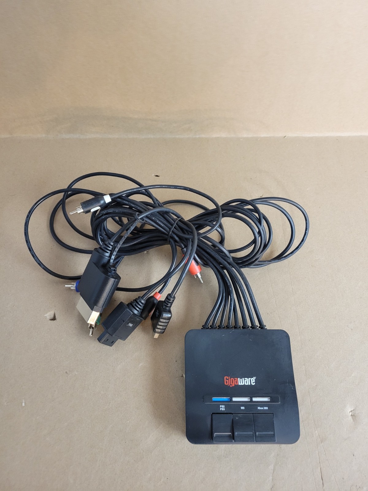 Gigaware AV Switch Component RCA Selector PS2 PS3 Wii Xbox 360 Multi Console
