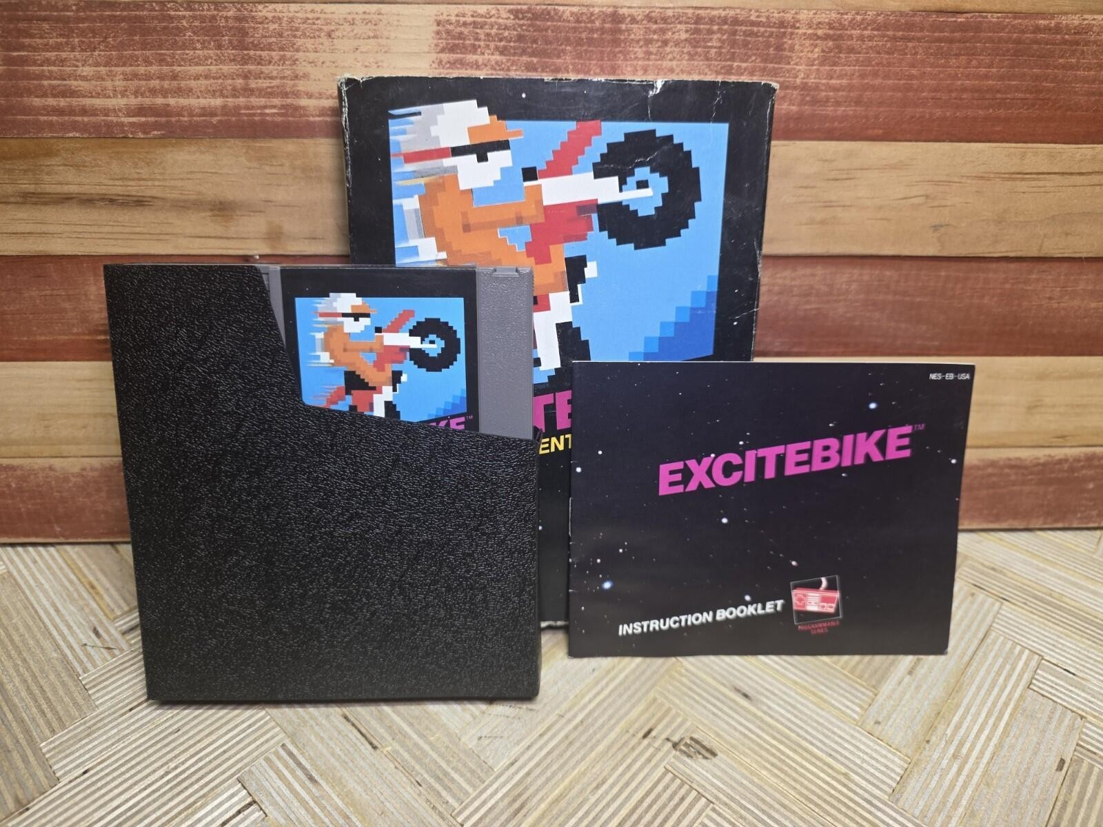 Excitebike Nintendo NES 1985 Complete in Box, Tested Working Retro Game