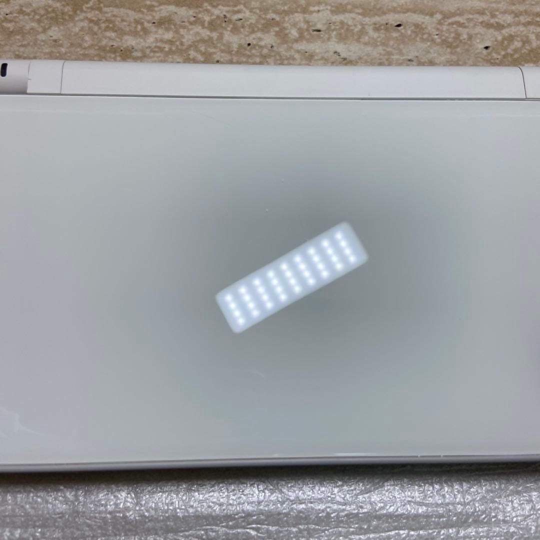 Nintendo DSi XL Natural White Complete in Box Near Mint CIB 7232