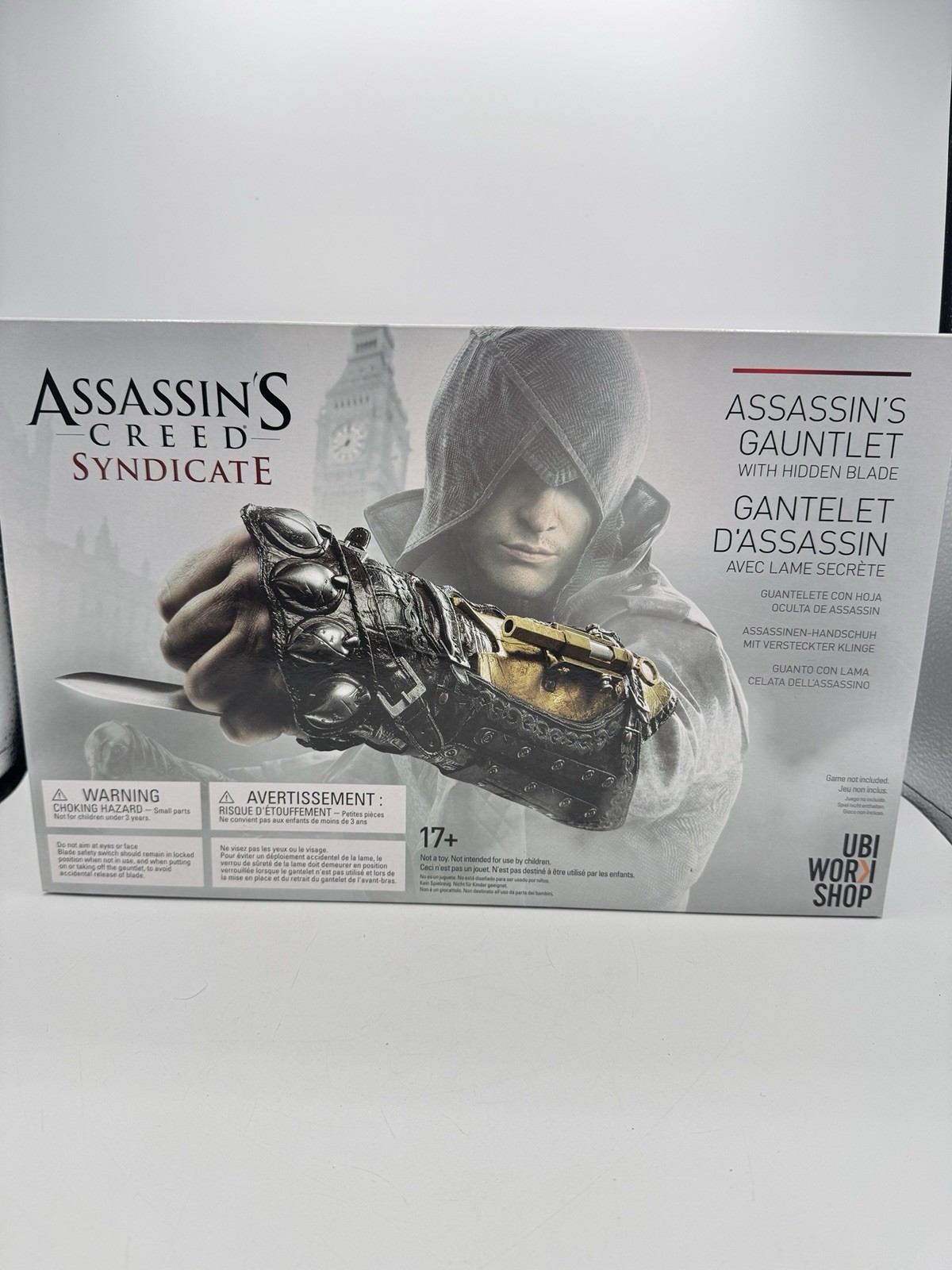 Assassin’s Creed Syndicate Assassin’s Gauntlet with Hidden Blade ships with Box