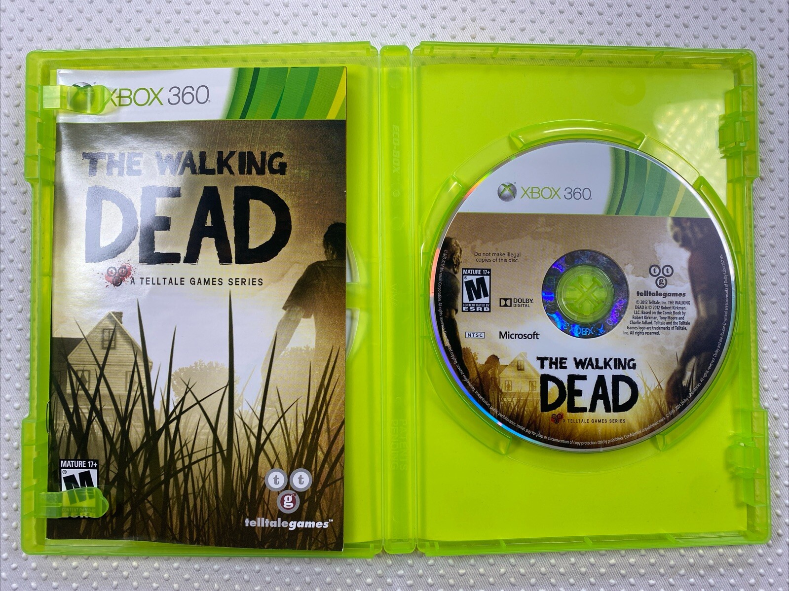 The Walking Dead: A Telltale Games Series (Microsoft Xbox 360, 2012)