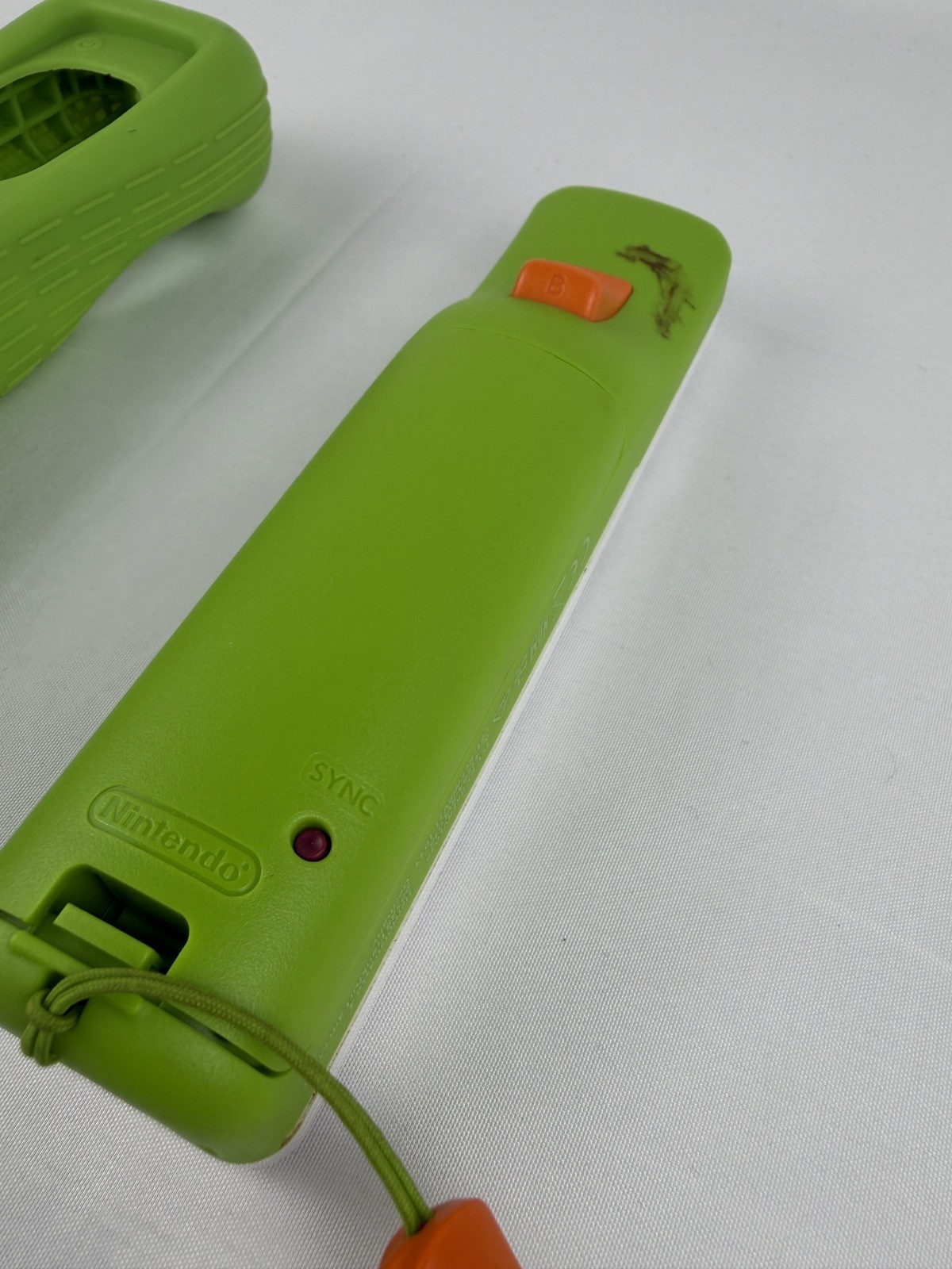 Yoshi Edition Motion Plus Remote Controller Nintendo Wii OEM – Tested Working