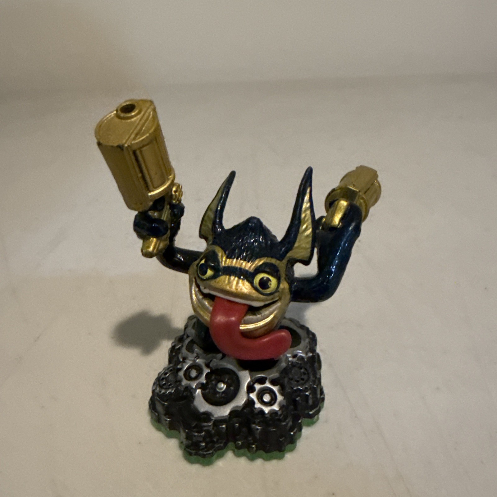 Activision Skylanders Legendary Blue Trigger Happy Figure