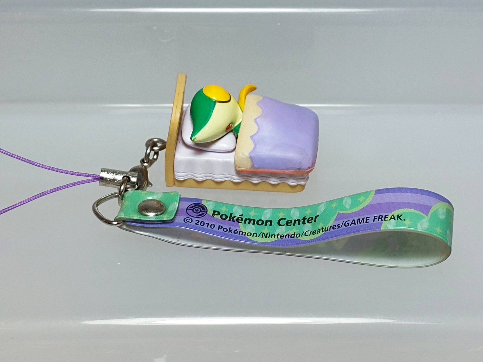 Pokemon Center Japan 2010 Pokémon Dream Snivy Tsutarja Figure Charm Strap 0.8in