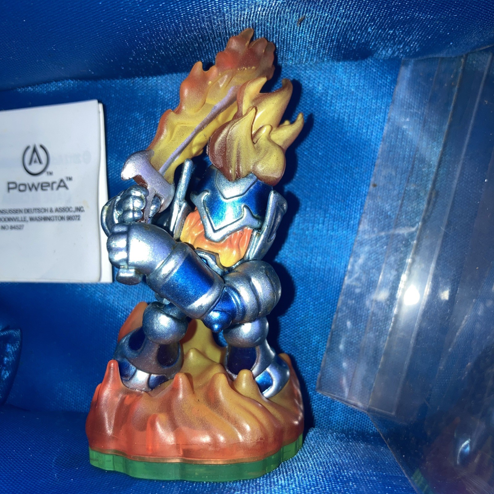 Skylanders Travel Case With 22 Skylanders