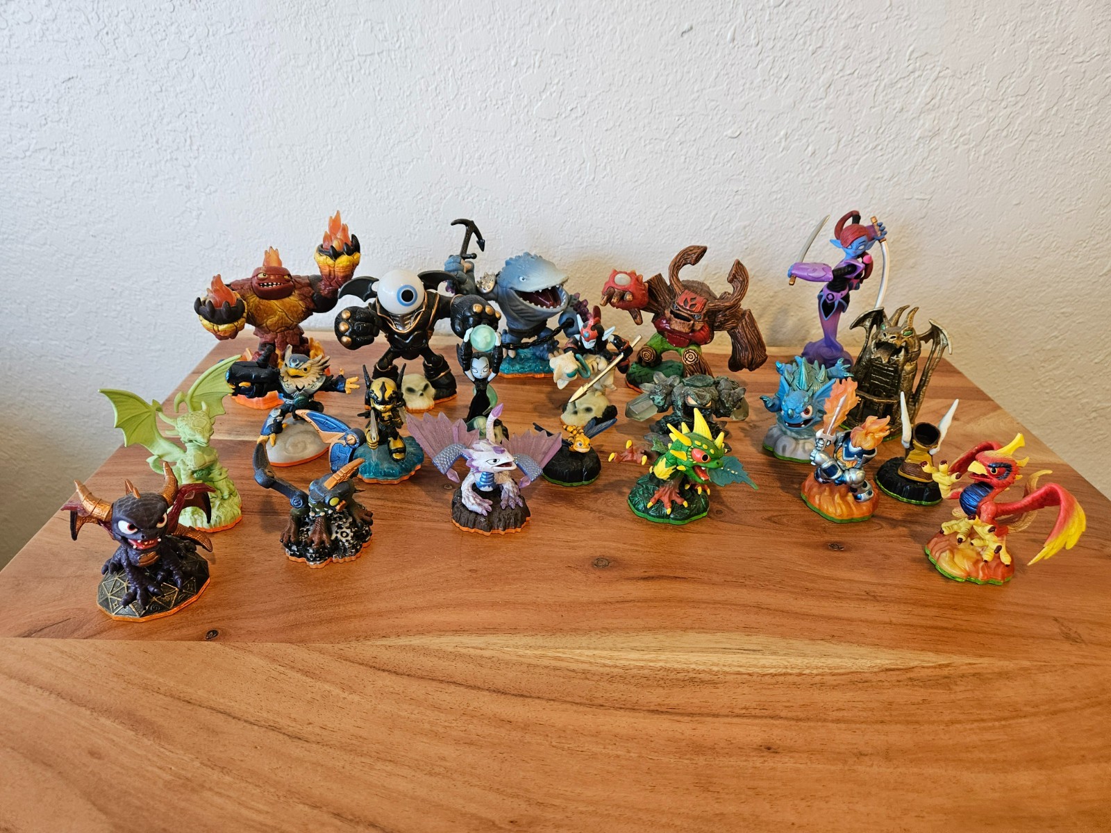 Skylanders Figure Lot 21 Activision Spyro Giants Swap Force Eye Brawl Tree Rex