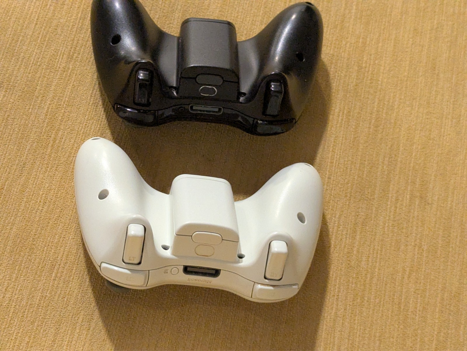 2 Microsoft Xbox 360 Controllers Black and White | Untested AS IS
