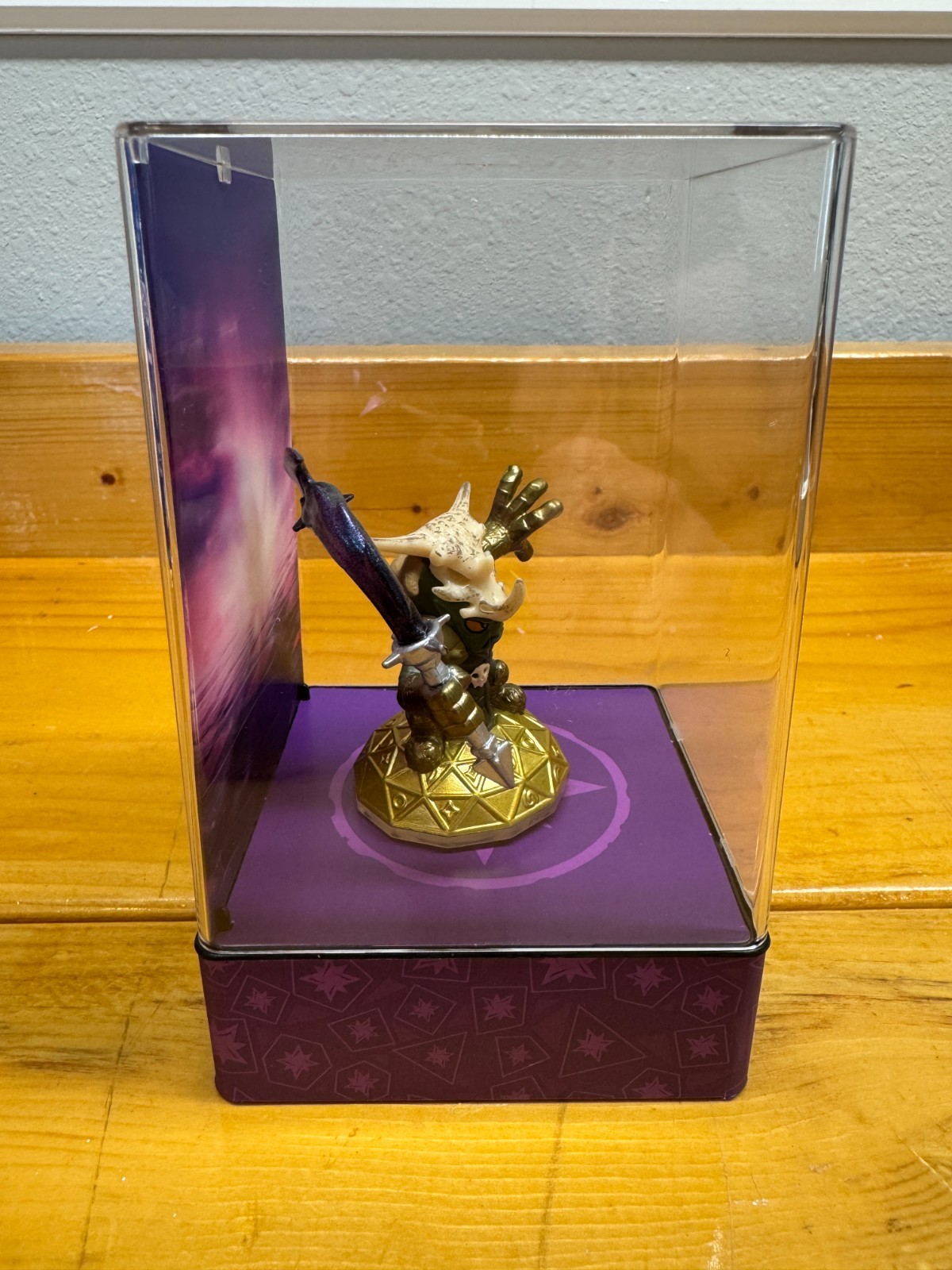 Skylanders Eon’s Elite Voodood in Case Cleaned and Tested READ DESCRIPTION