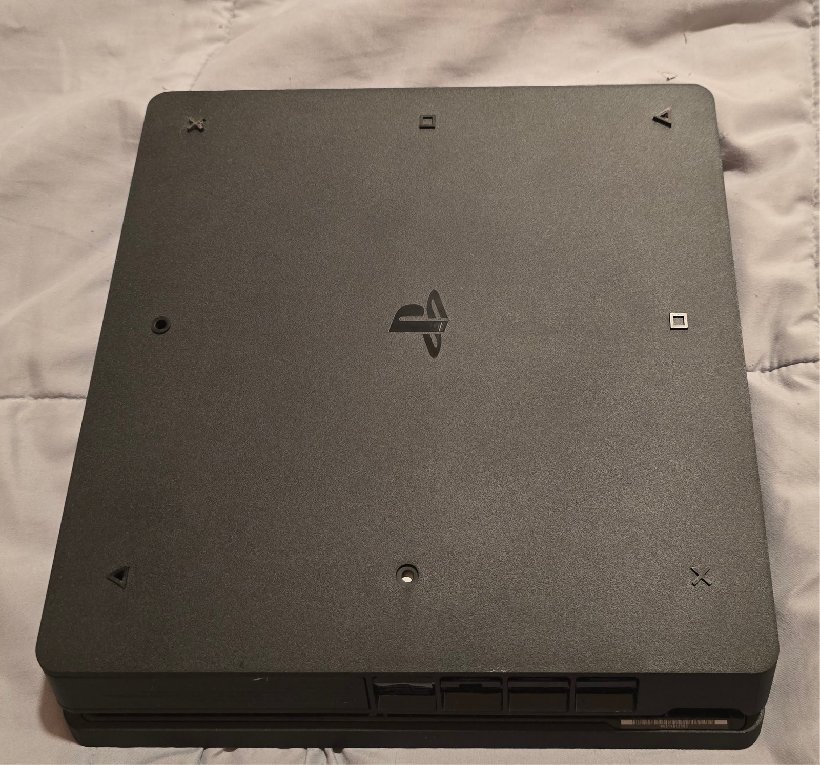 PS4 Slim 1TB Console Black + Controller & 7 Game Bundle – Call of Duty, Sports
