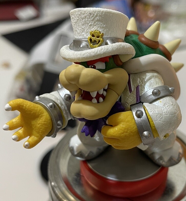 Mario + Peach + Bowser – Wedding 3 Pack Super Mario Oddysey Amiibo Used