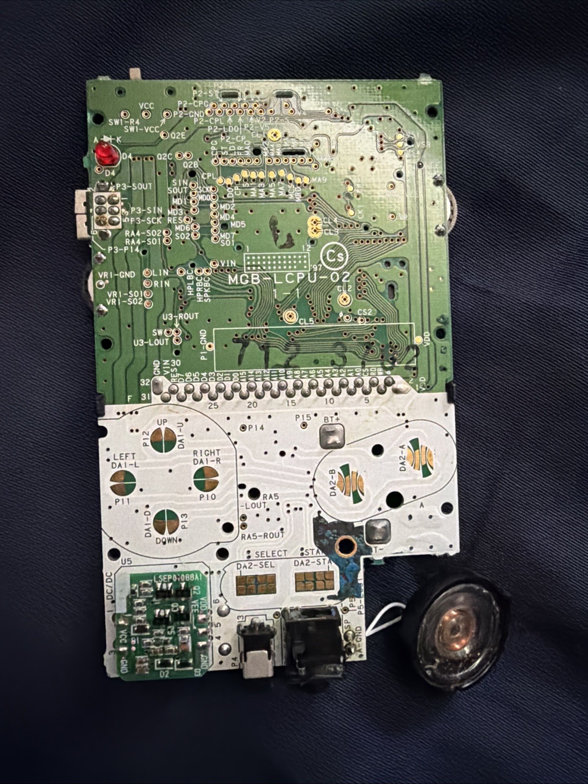 Gameboy Pocket Motherboard w/ Light CORROSSION DAMAGE, WORKS BAD AUDIO, TESTED
