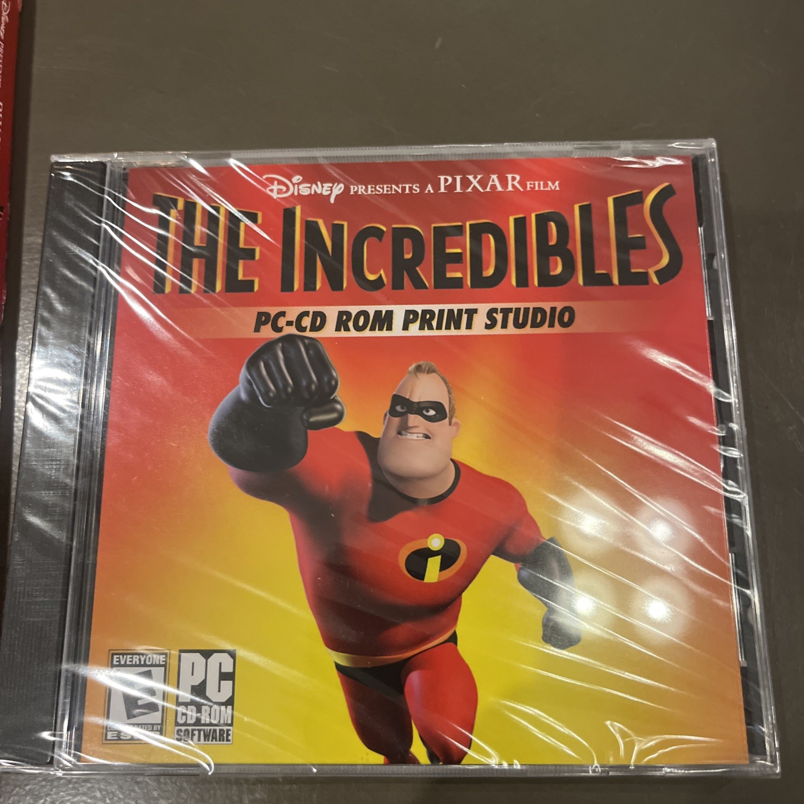 Disney Pixar The Incredibles PC CD-ROM Print Studio 2004 Vintage Software Sealed