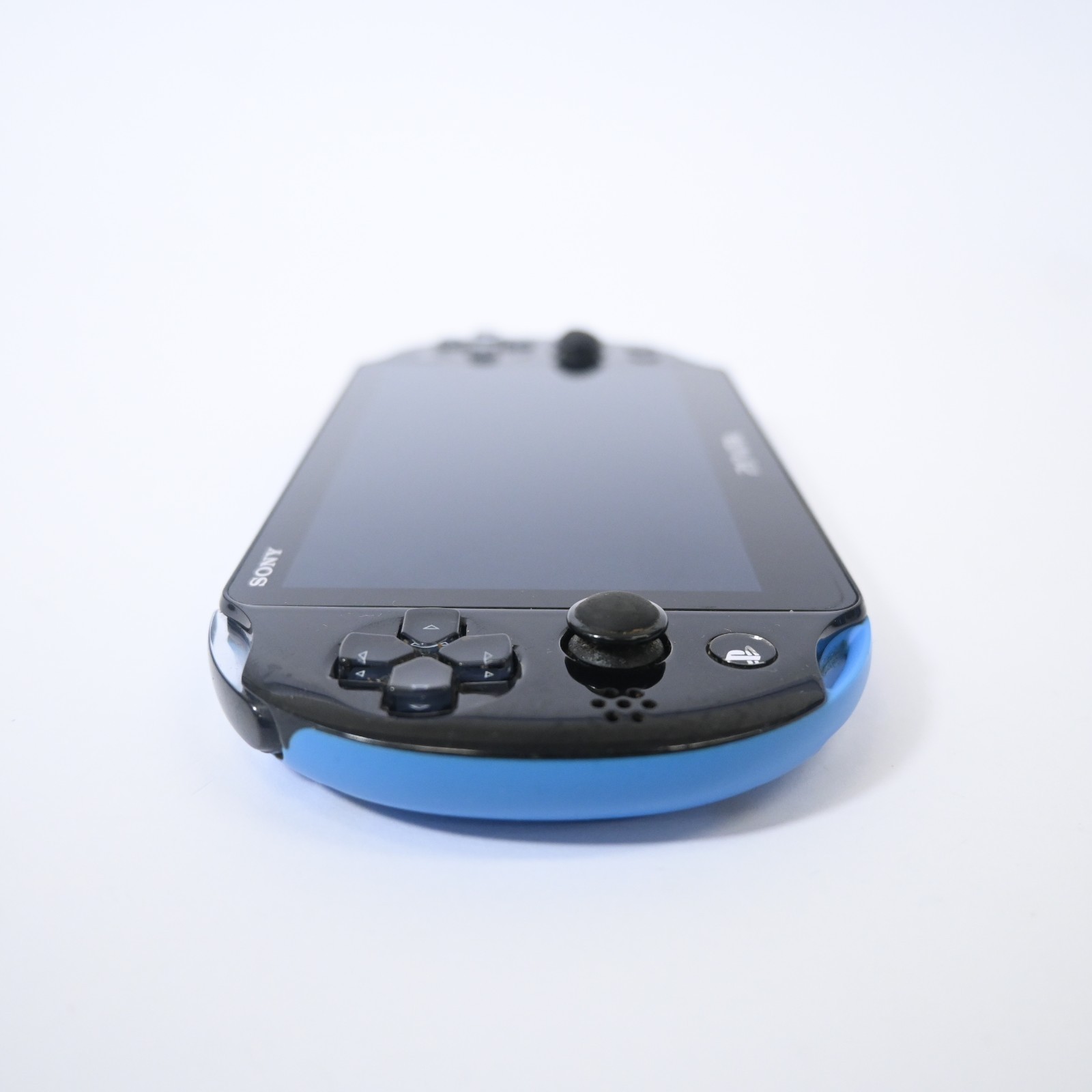 Sony PS Vita PCH-2000 Blue Black Wi-Fi Console Value Pack Tested
