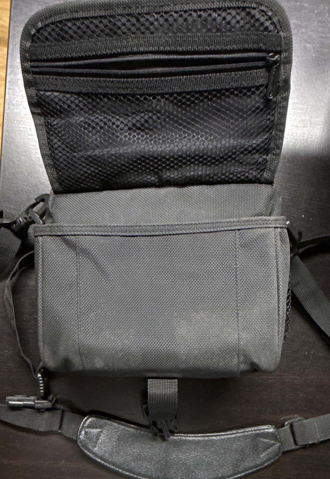 Game Boy Advance SP Padded Carrying Case w/ Adjustable Shoulder Strap