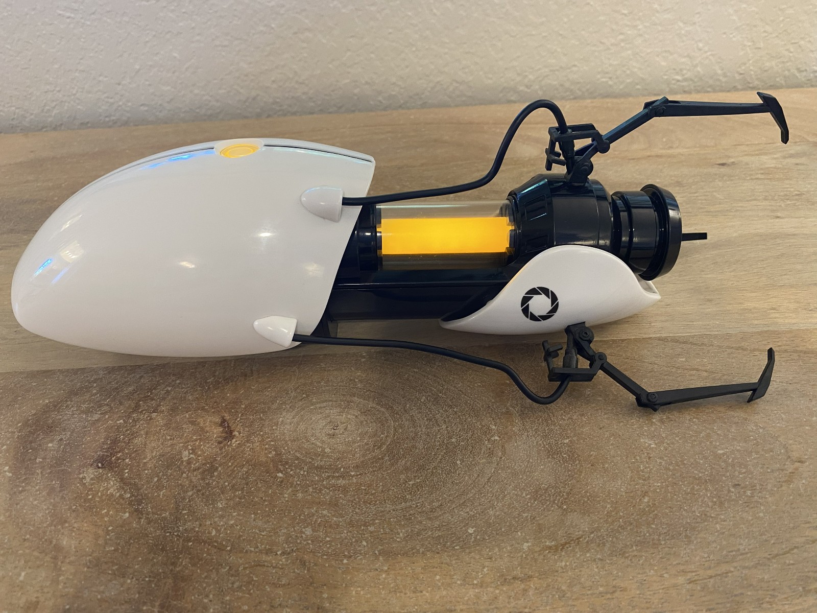 ThinkGeek Valve Portal 2 Aperture Laboratories Handheld Portal Device