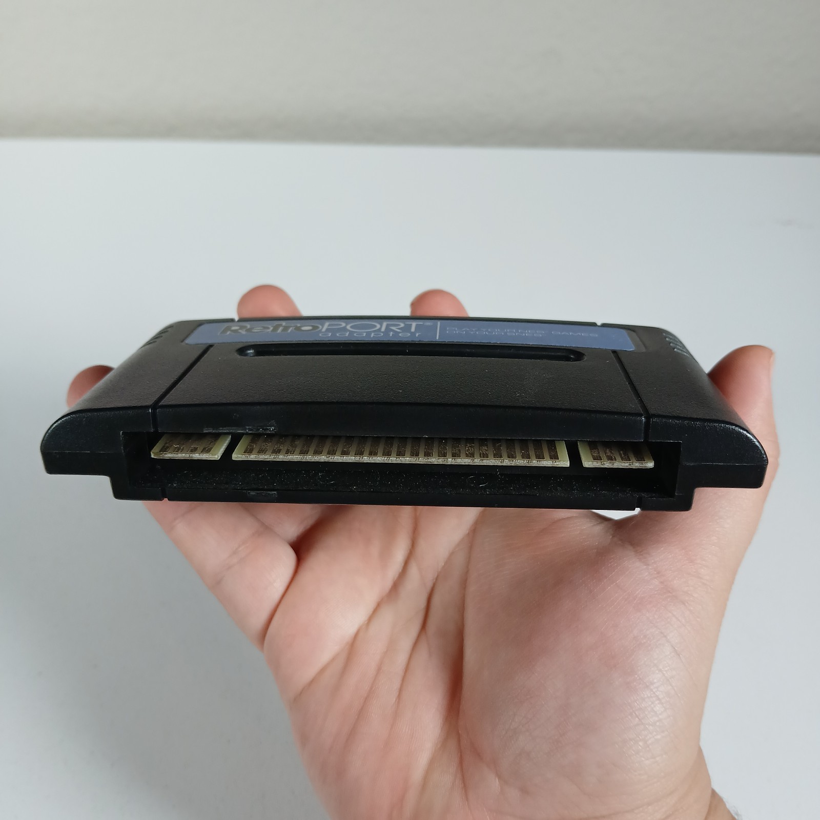 Retro-Bit RetroPort Adapter Nintendo NES To Super Nintendo SNES – Game Cartridge