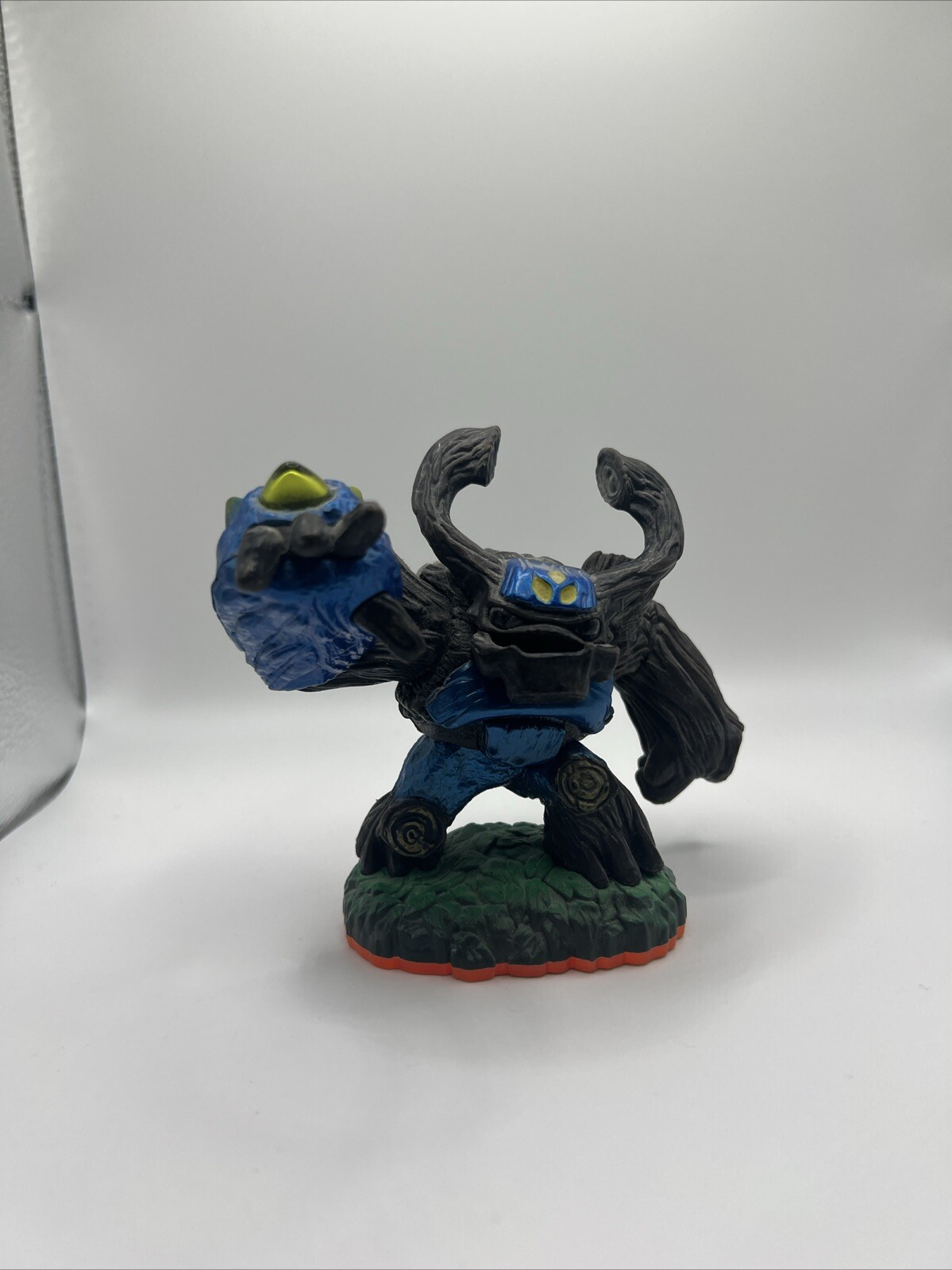 Activision 2012 Skylanders Giants Gnarly Tree Rex Character Figure