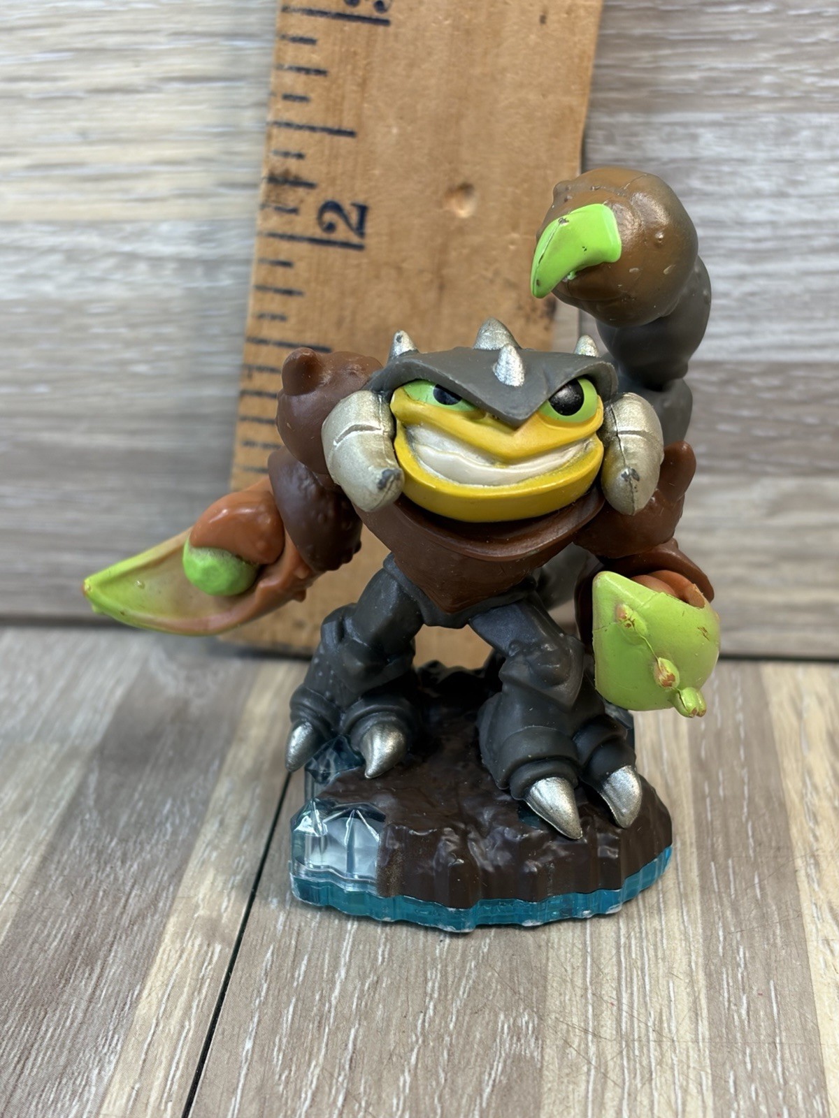 Skylanders Swap Force – 12 Figure Lot Swappers Only
