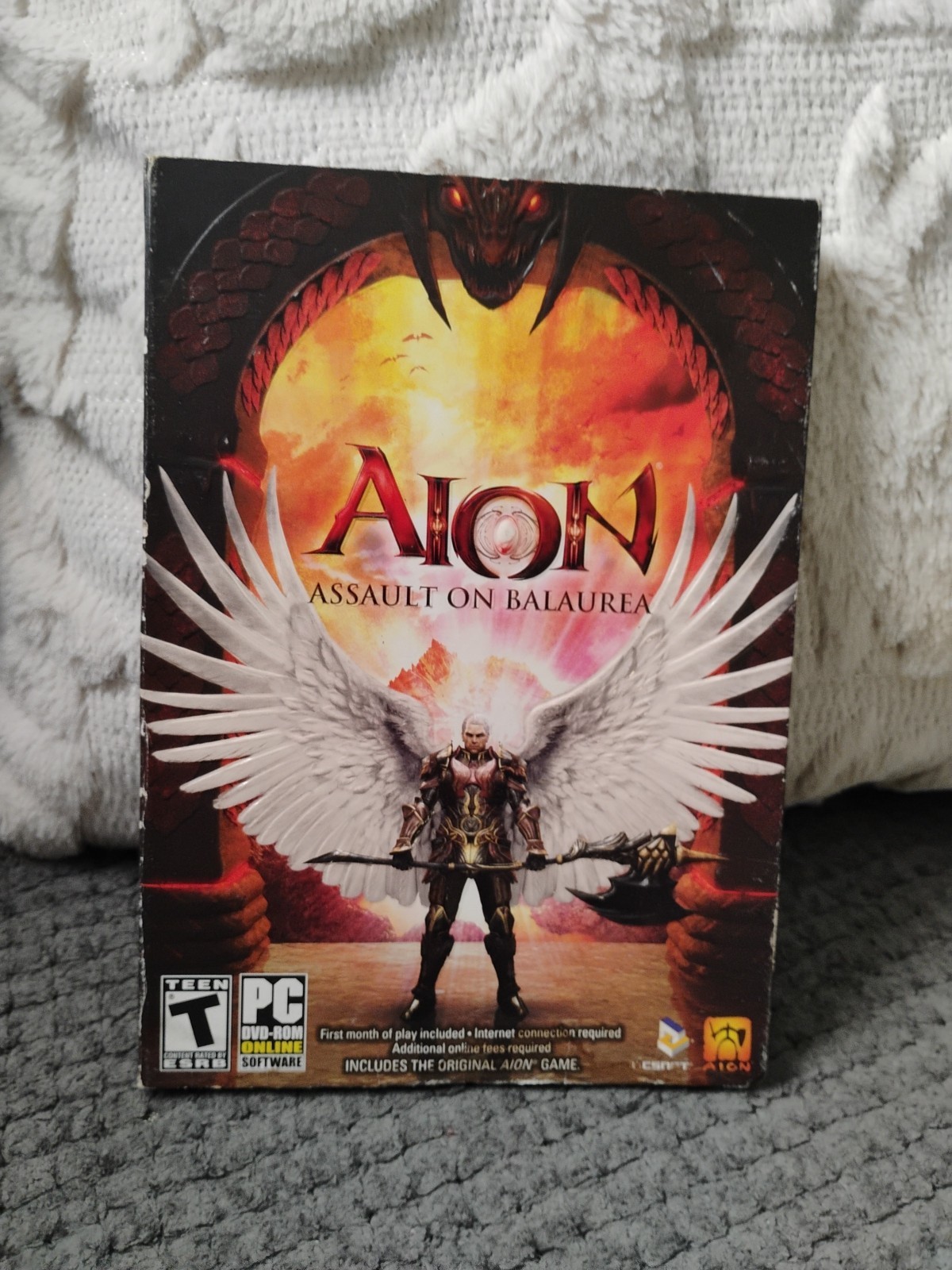 PC Game Aion Assault on Balaurea 2010 Online RPG Fantasy 2 DVD /Slipcover