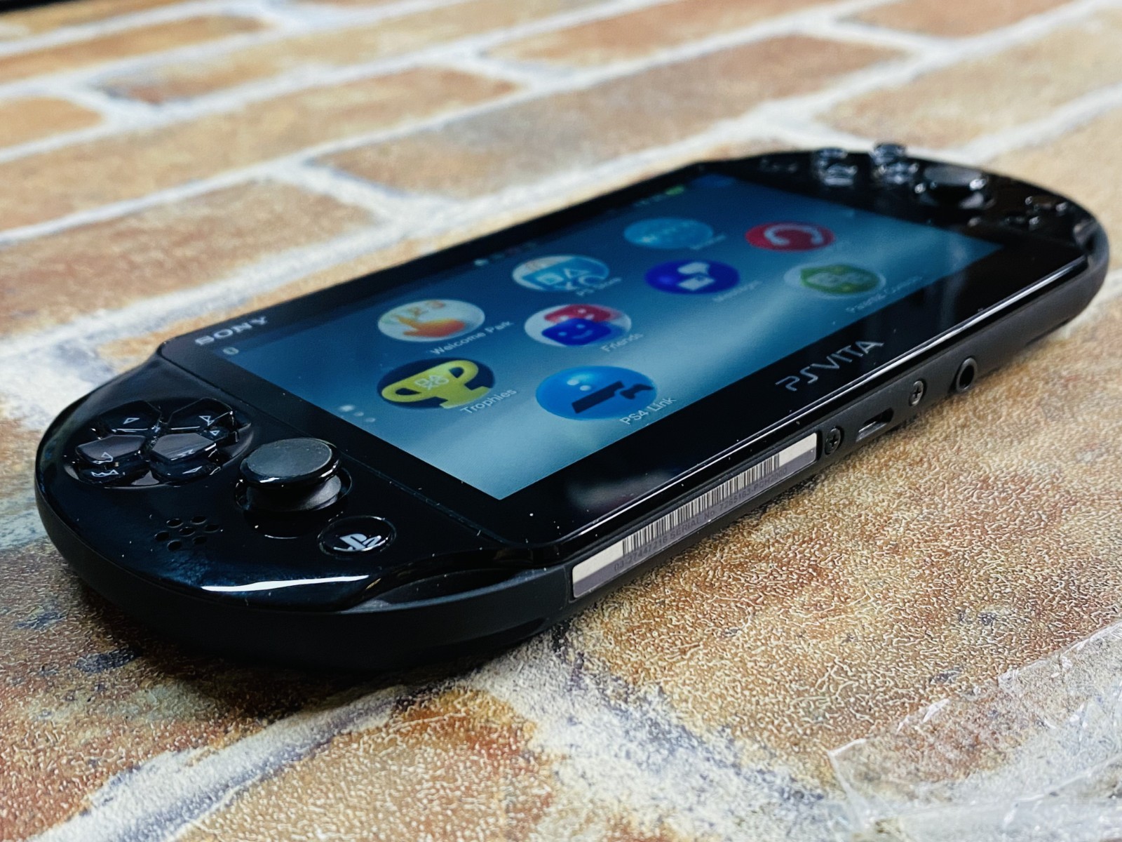 PS Vita Black PCH 2000 SONY PlayStation Japan Tested 8GB Charger MobileCase DDP