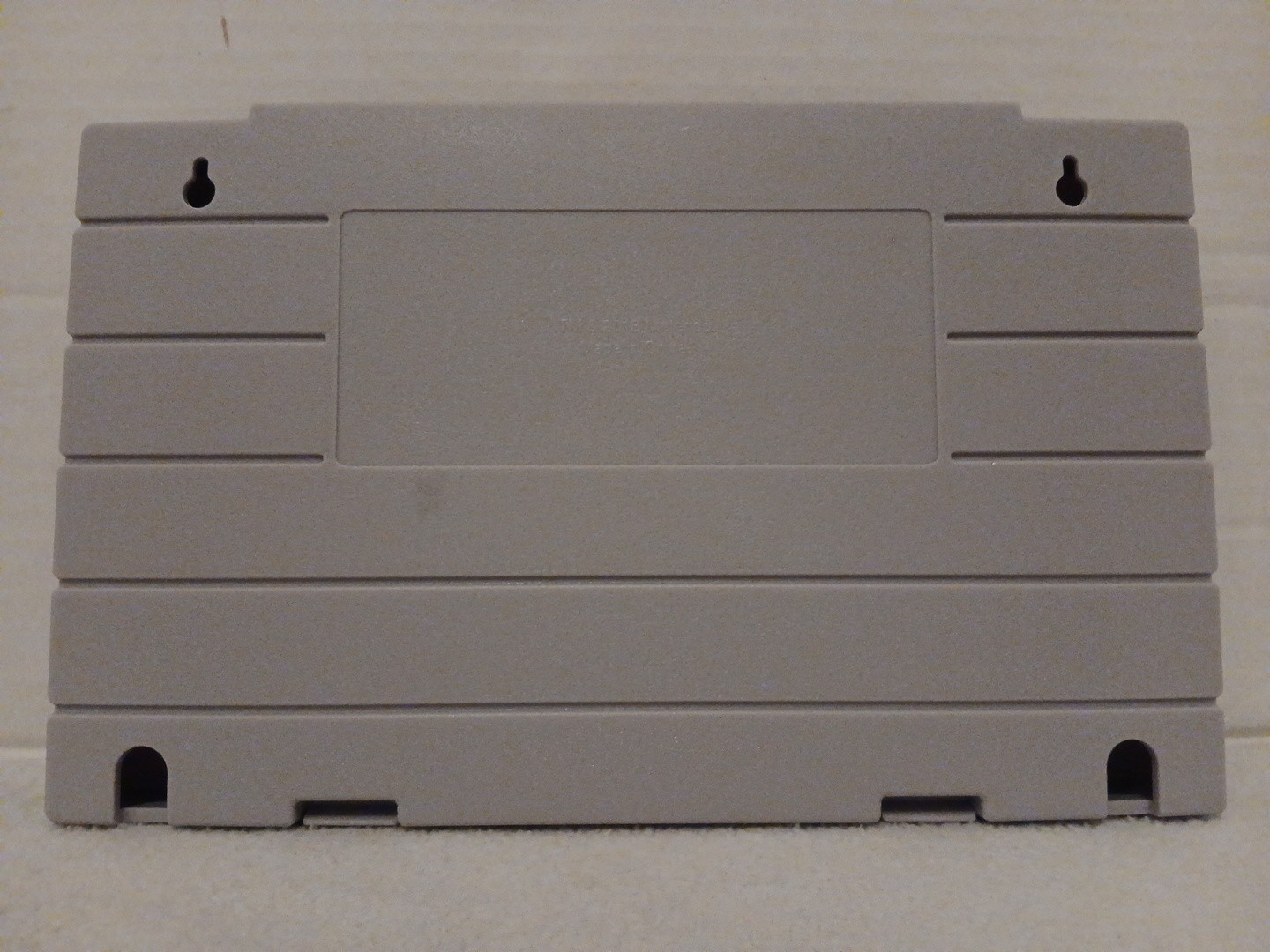 ThinkGeek Super Nintendo Cartridge Super Metroid Display Box Small