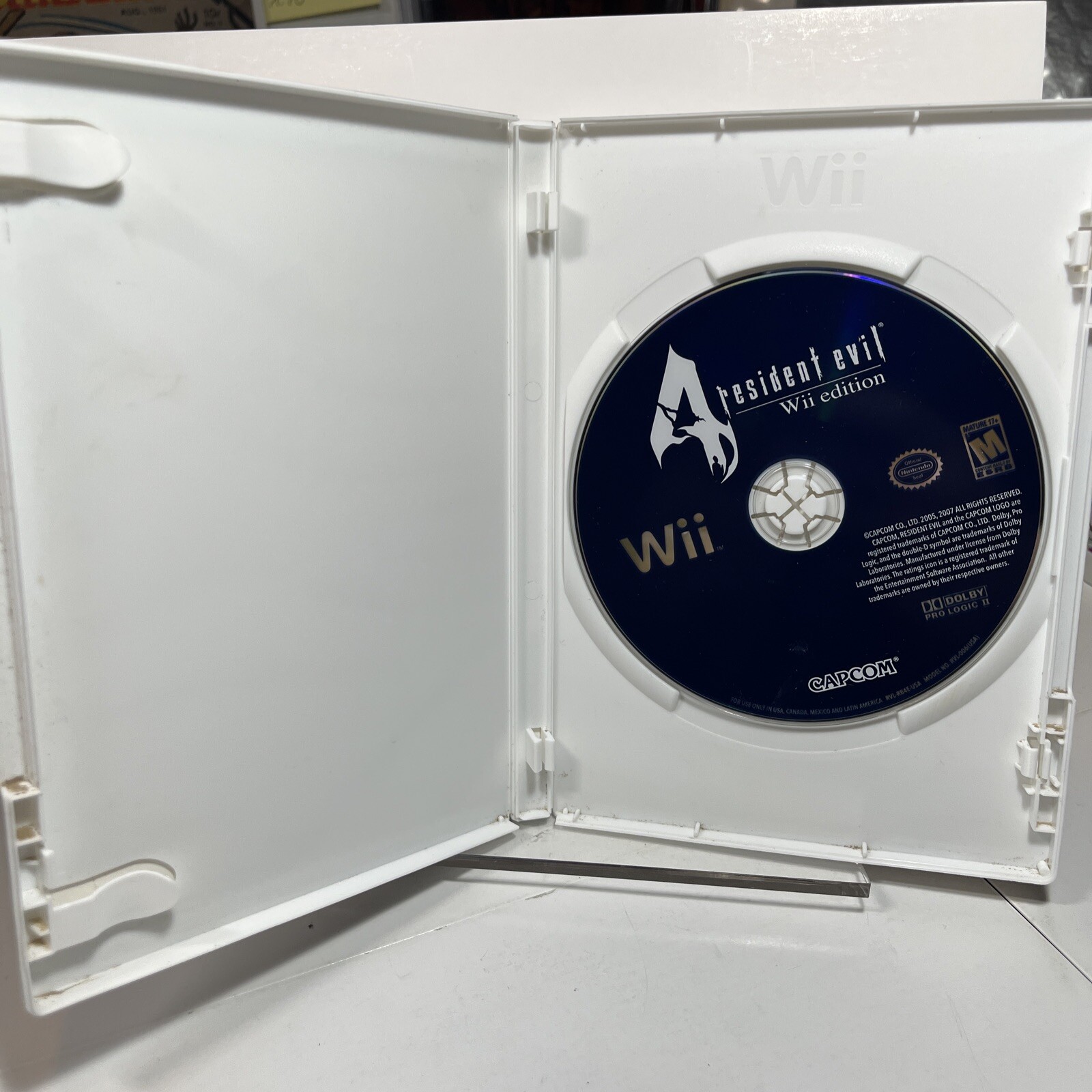 Resident Evil 4 Wii Edition (Nintendo Wii, 2007) Case and Disk Tested Working