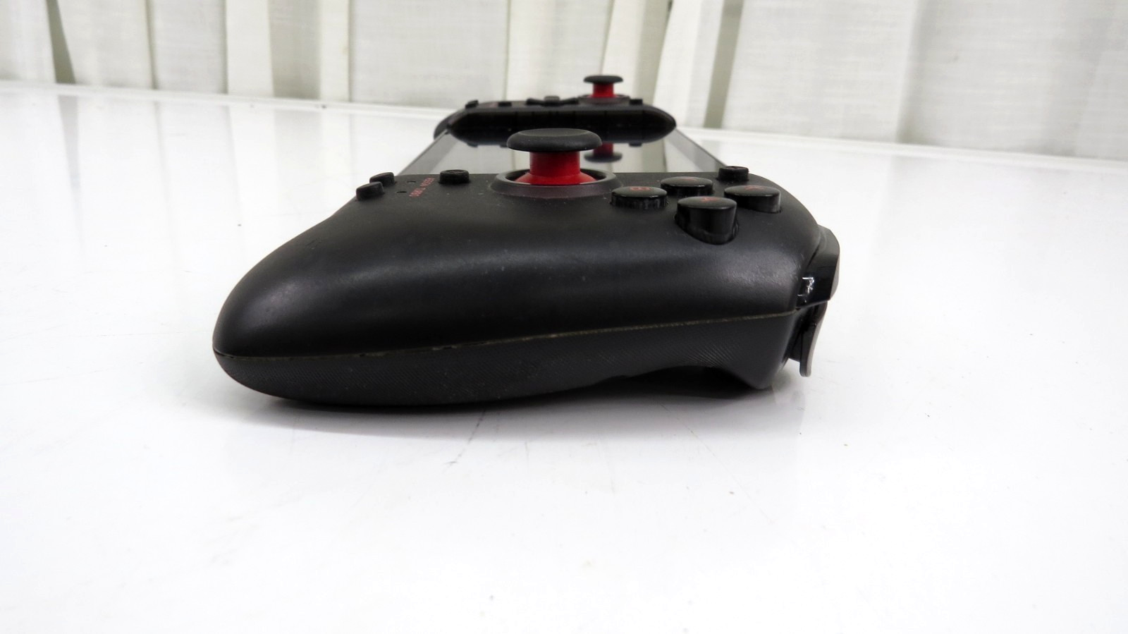 Nintendo Switch HAC-001 Console W/Hori Split Pad Black Controllers, Dock, Power