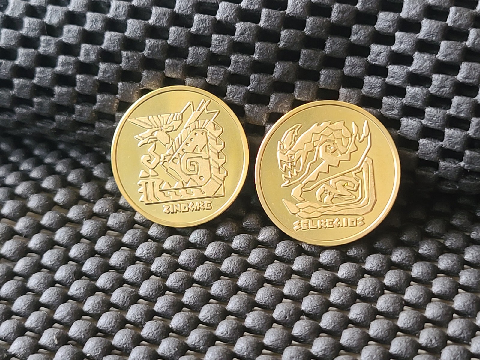 Monster Hunter Universal Studios Japan 2 Coin Medal Rare Promo SNES GBA CAPCOM