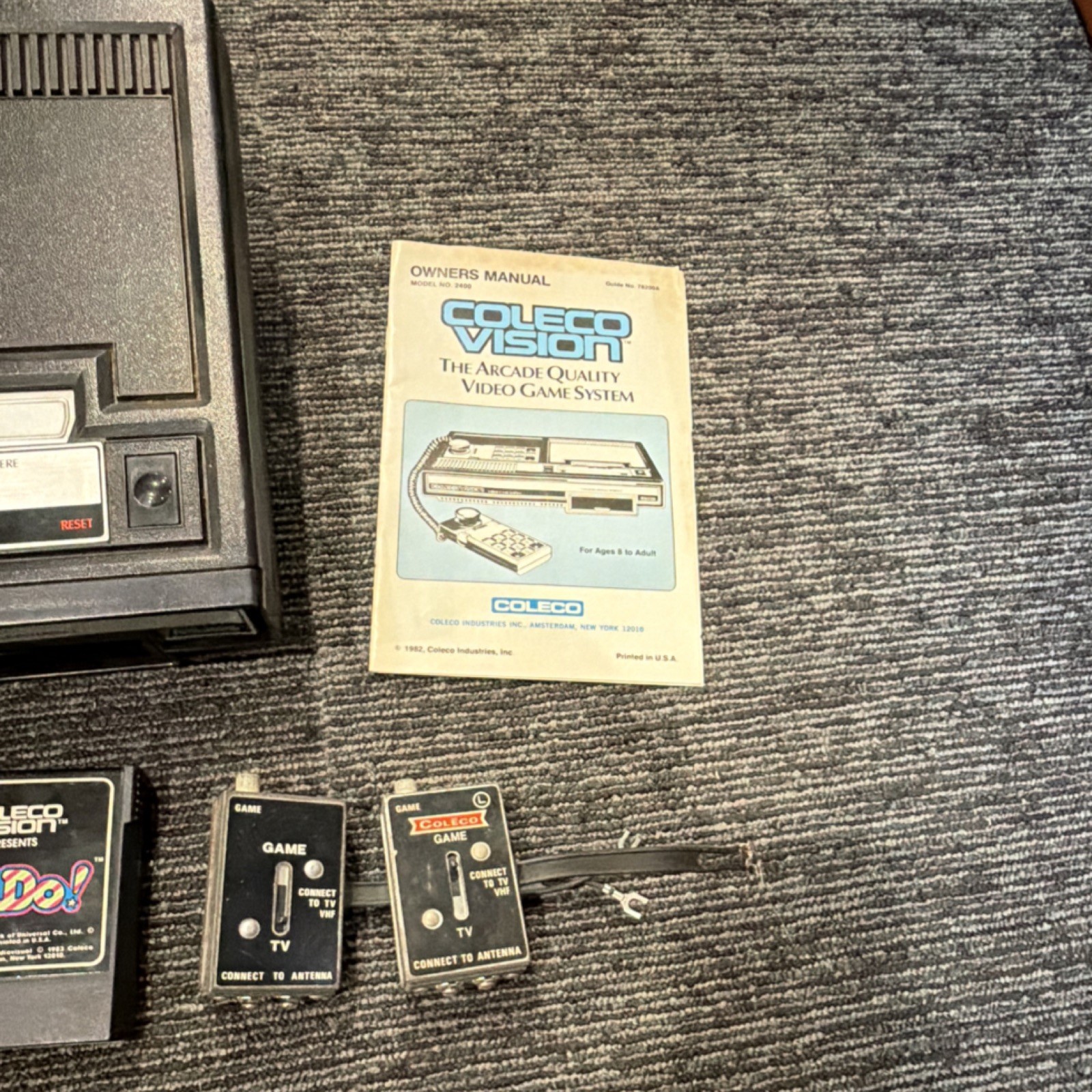 Coleco ColecoVision Console Bundle w/ 5 Games Manual RF Switches Hardwired