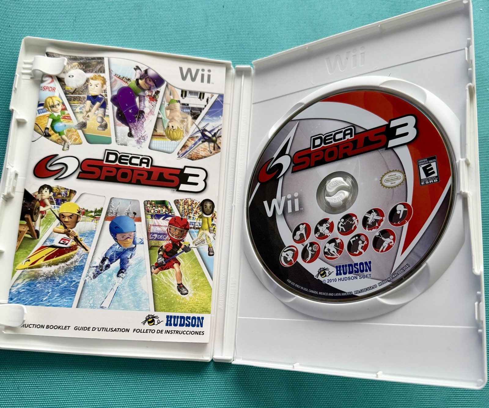 Nintendo Wii RVL-001 Bundle 2 MotionPlus Remotes Wii Sports Sealed Tested