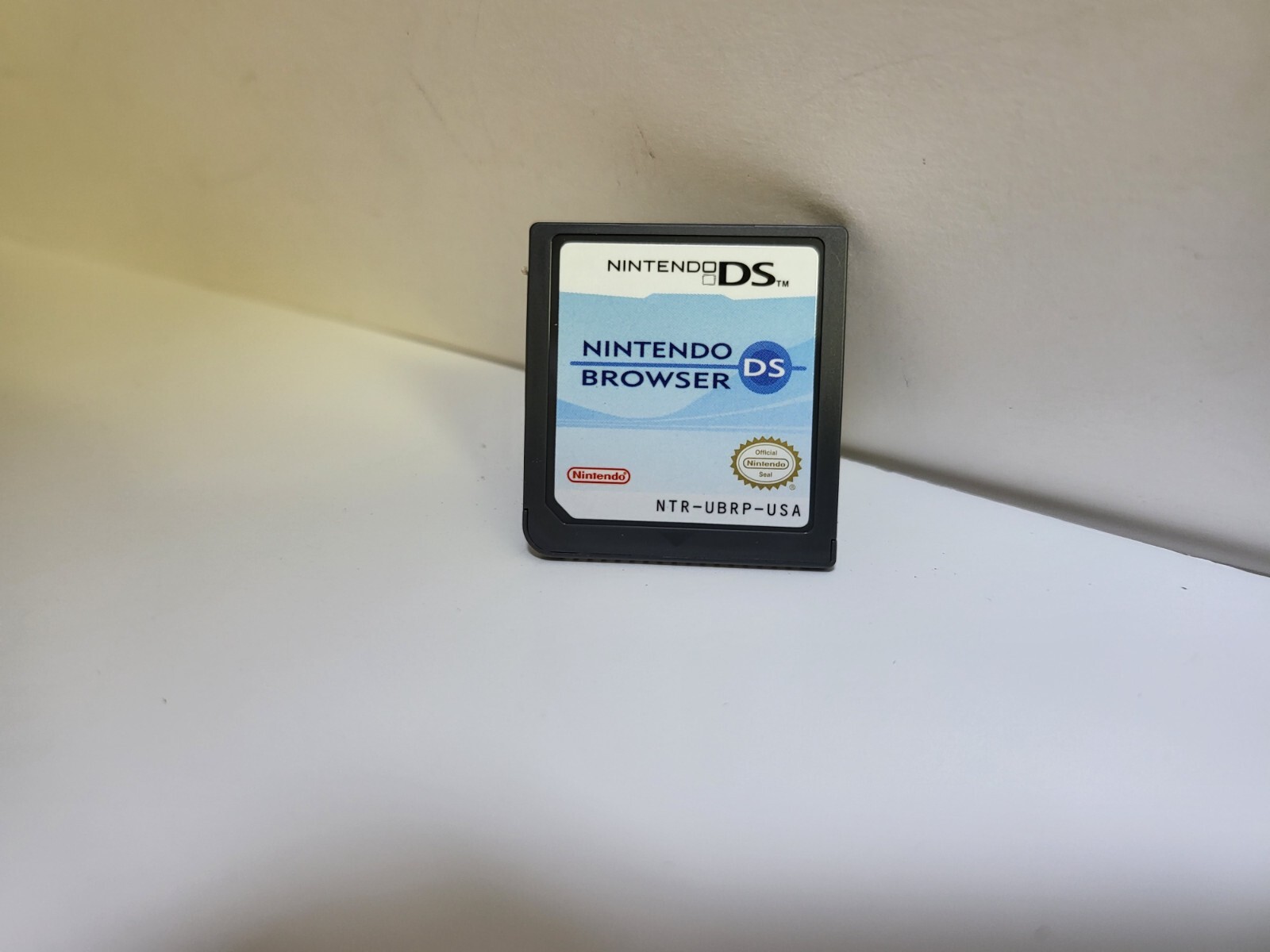 MINT Nintendo browser Cartridge & Manual in Red Protective padded case # B13