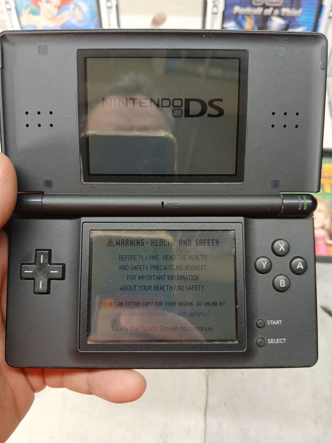 Nintendo DS Lite Handheld System (Onyx Black) w/ Lot of Games