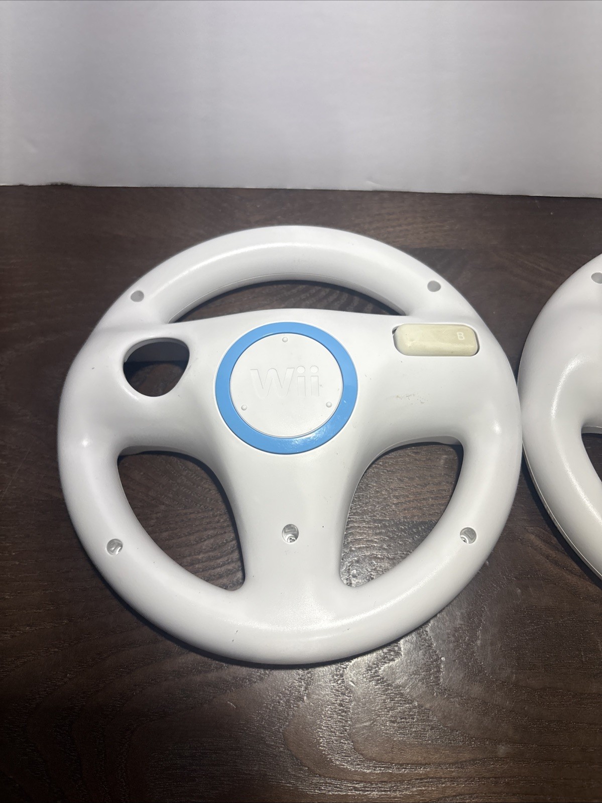 Set of 2 OEM GENUINE NINTENDO WHITE WII WII U MARIO KART STEERING WHEEL RVL-024