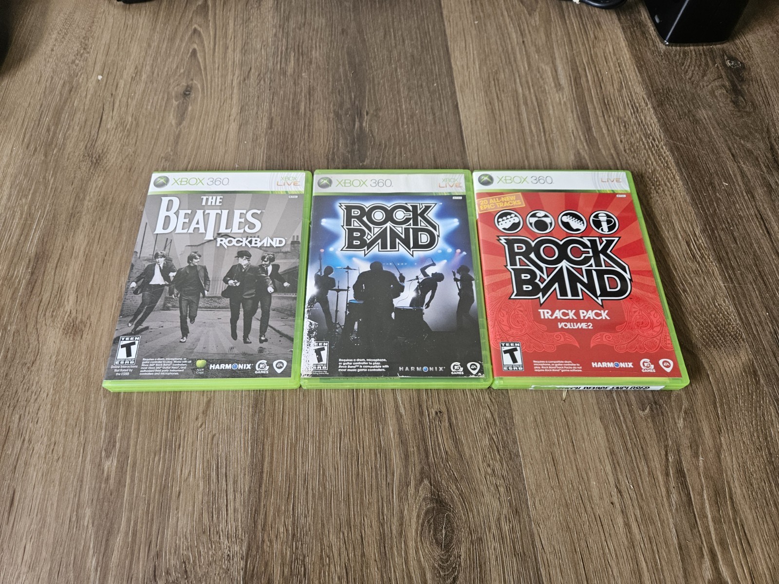 Xbox 360 Rock Band Guitar Bundle x3 Games Controller Console Slim 250GB Tested