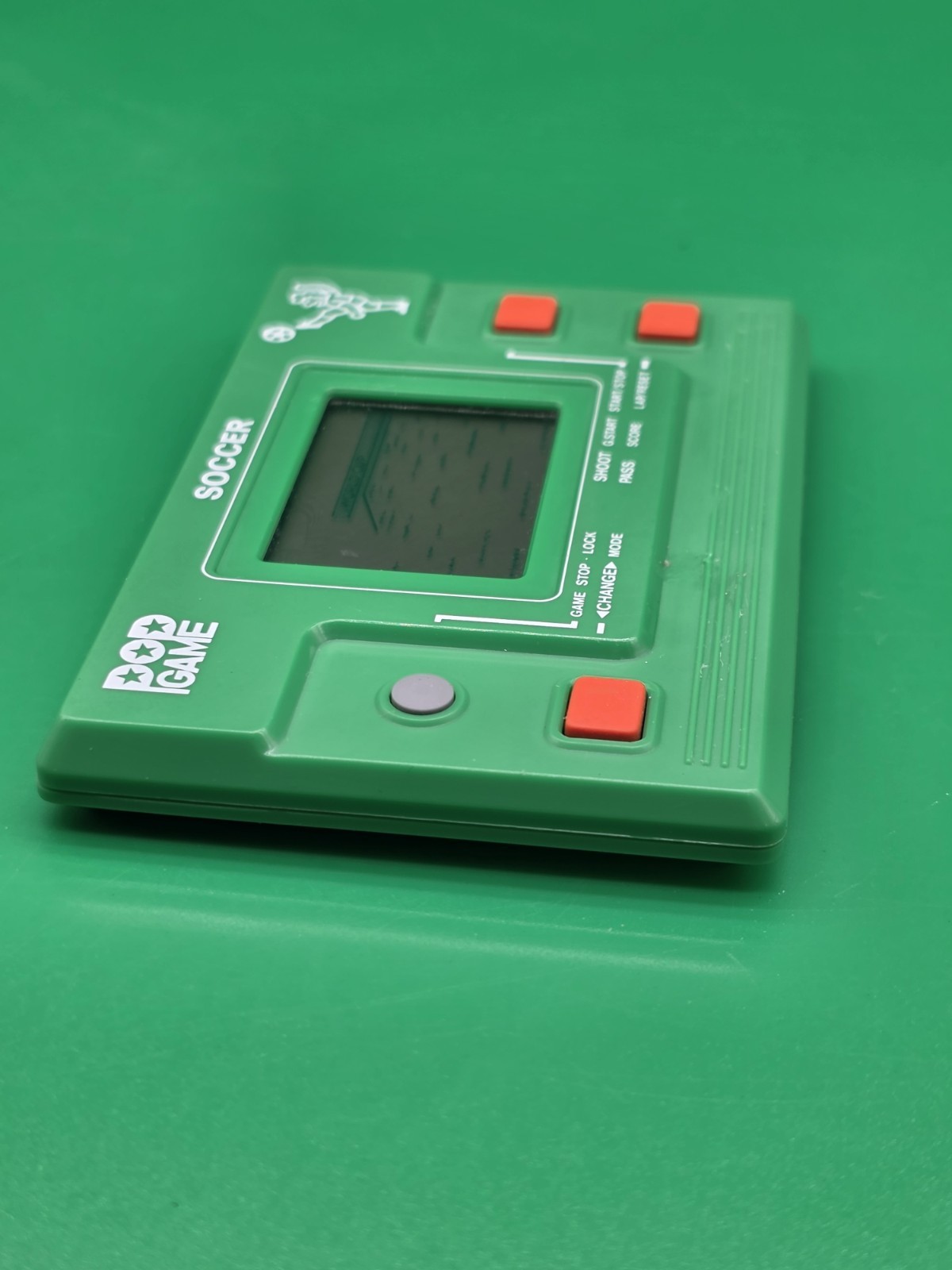 LCD – Liwaco Soccer – Handheld LCD Game Works Good Pop Game