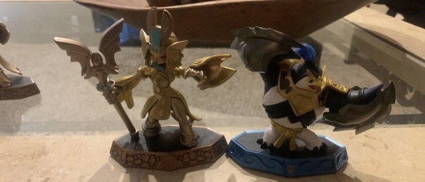 Skylanders Imaginators King Pen and Golden Queen Xbox 360 Xbox One Trap Game Fig