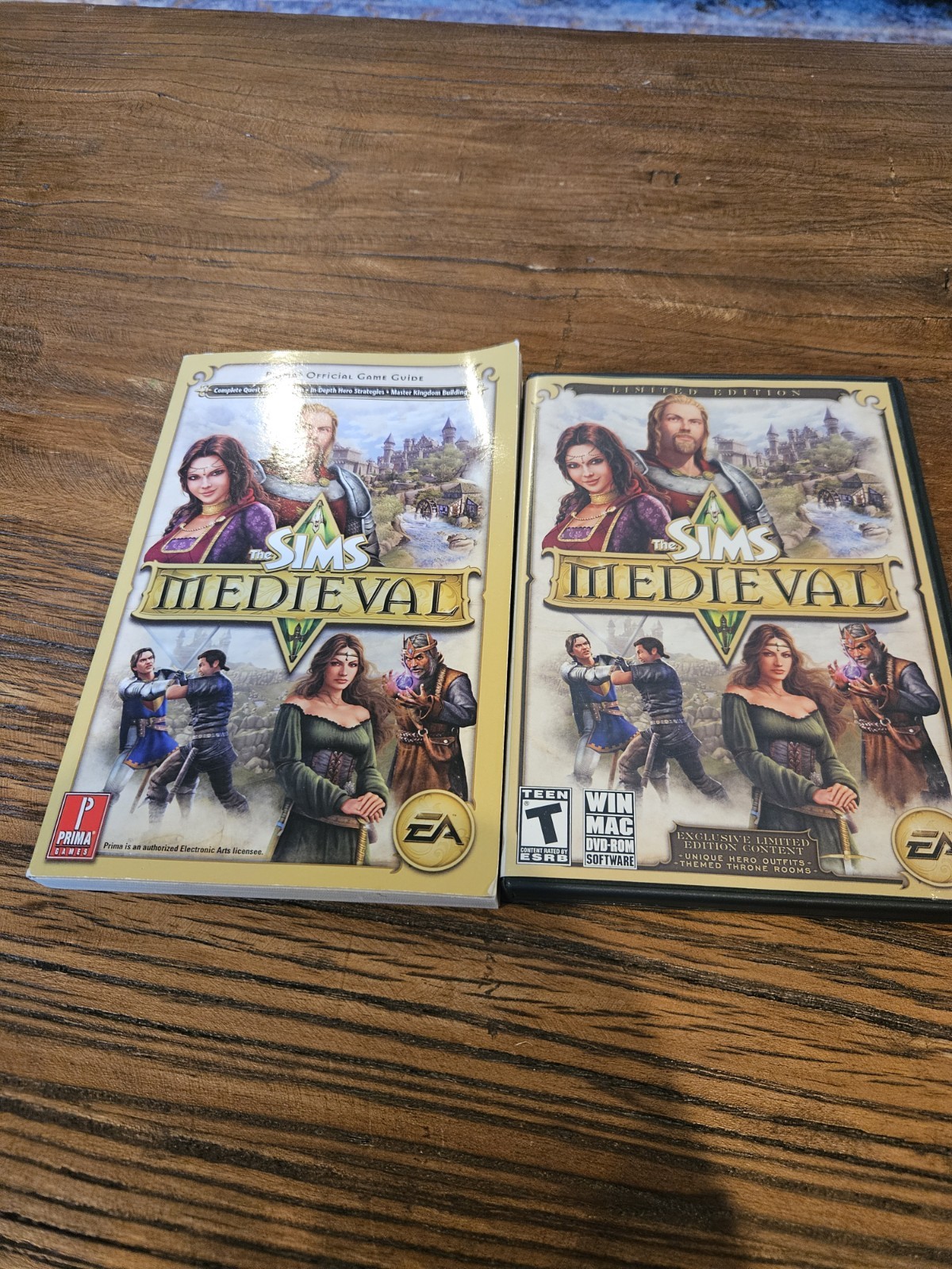 The Sims Medieval [Limited Edition] w/ Game Guide (PC, 2011) CIB, Very Good